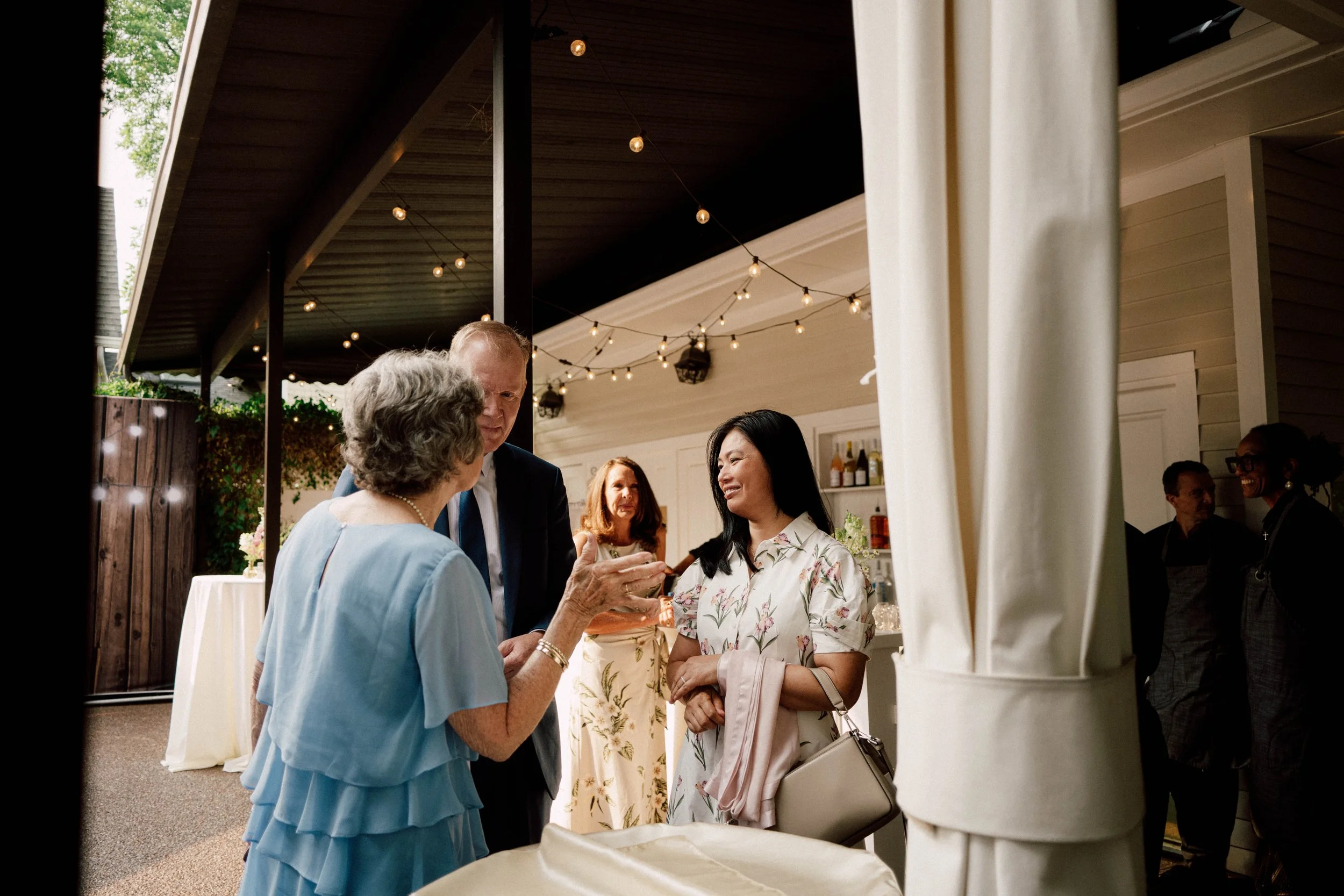 HRD22-wedding-guests.jpg
