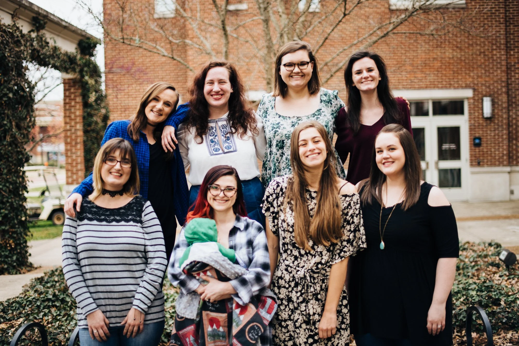 BT38-group-of-booktubers-smiling.jpg