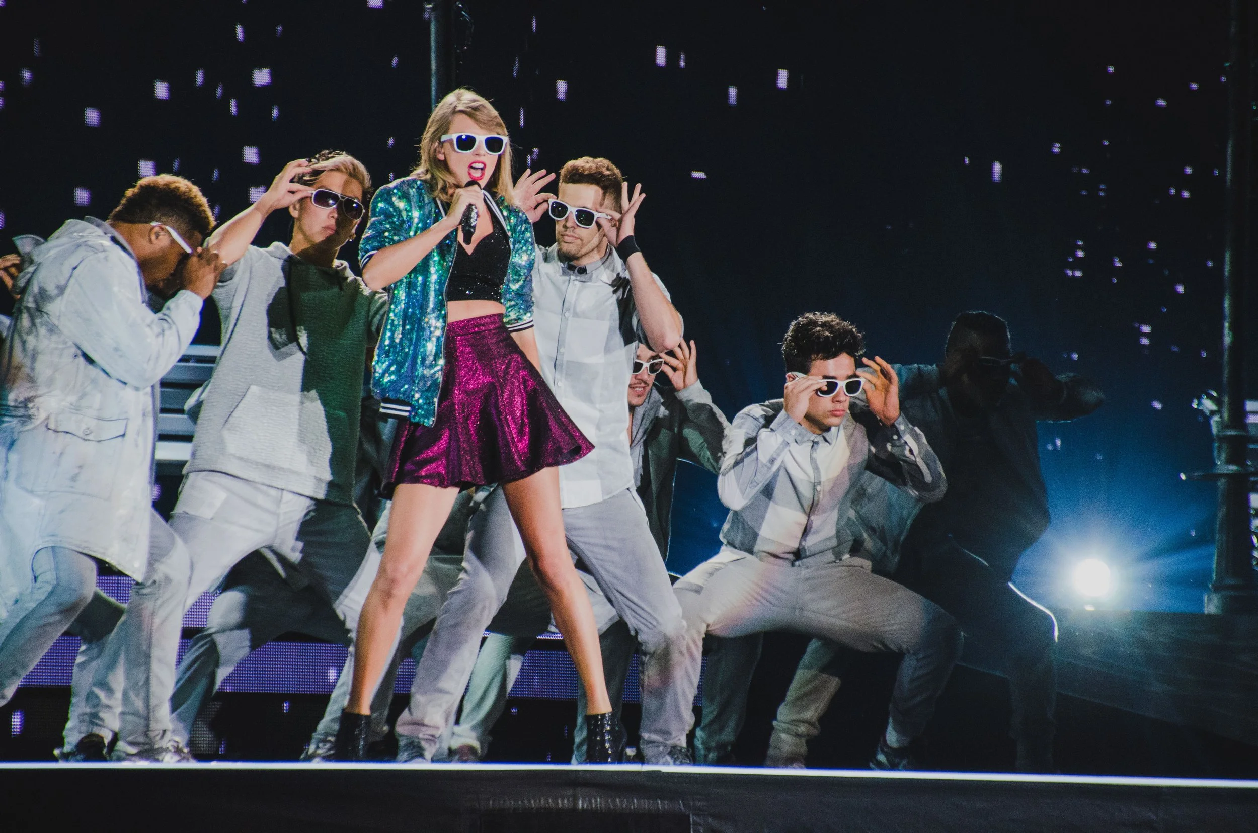 tay22-taylor-swift-1989-world-tour-live-welcome-to-new-york.jpg
