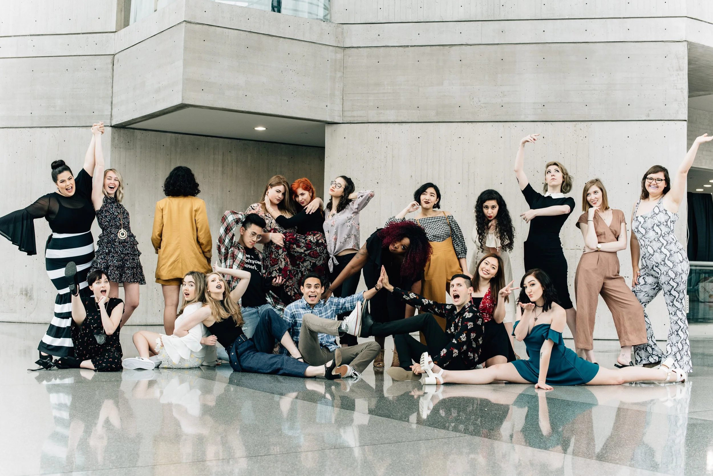BT84-booktube-group-photo-javits-center-goofy.jpg