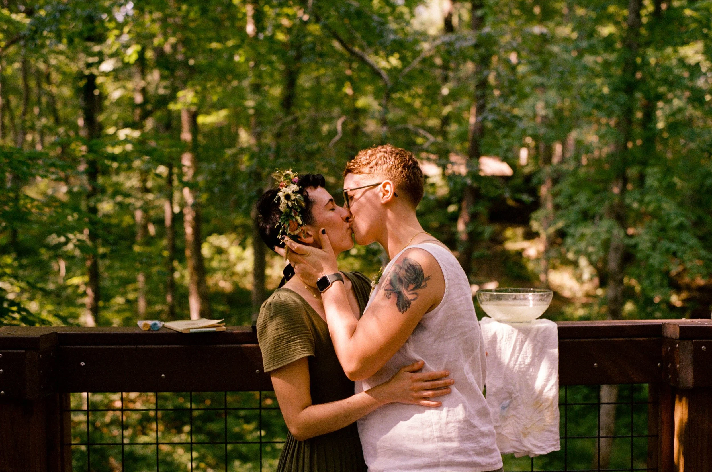 REW59-lgbtq-couple-kissing-wedding-ceremony.jpg