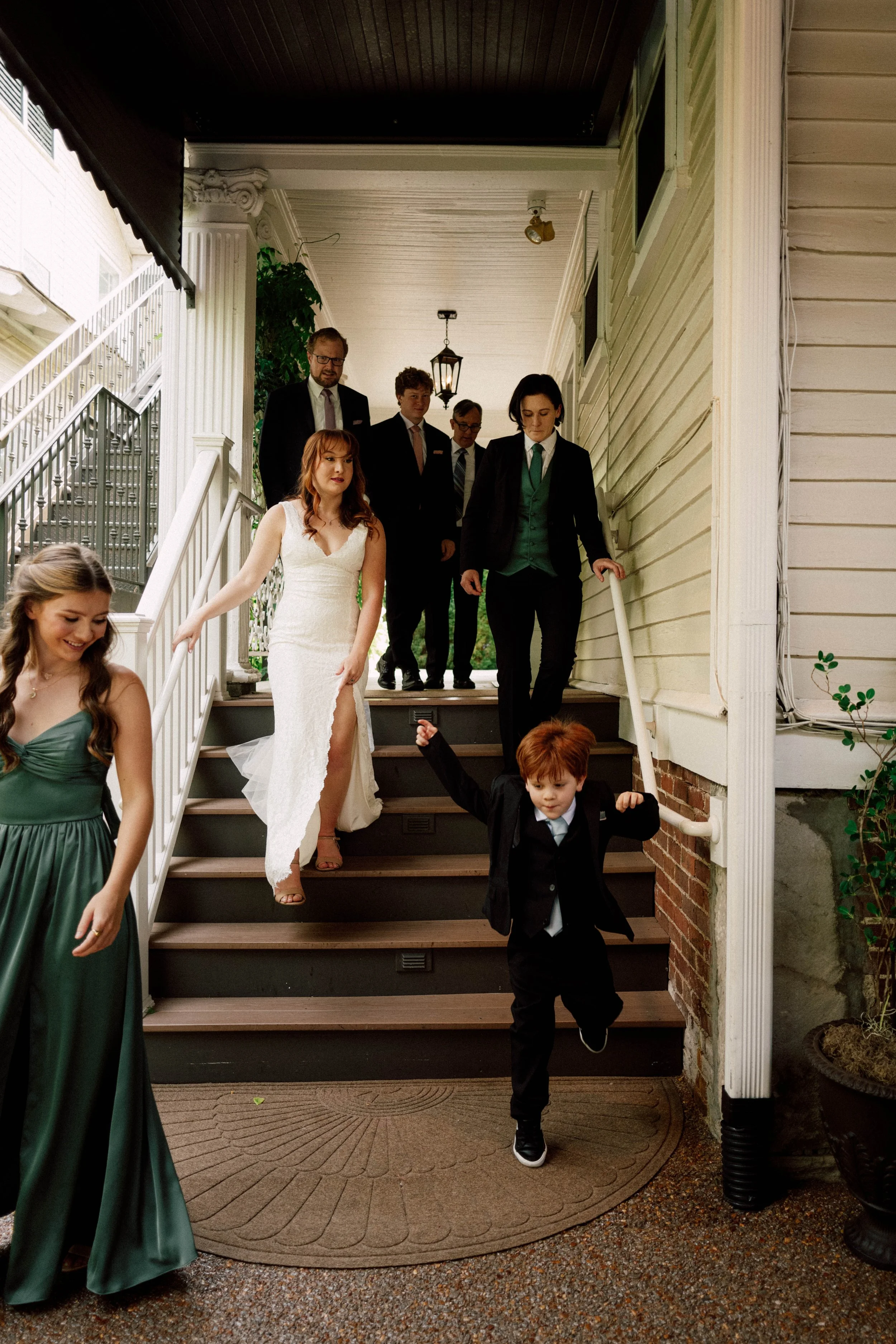 HRD10-wedding-party-walking-outside.jpg