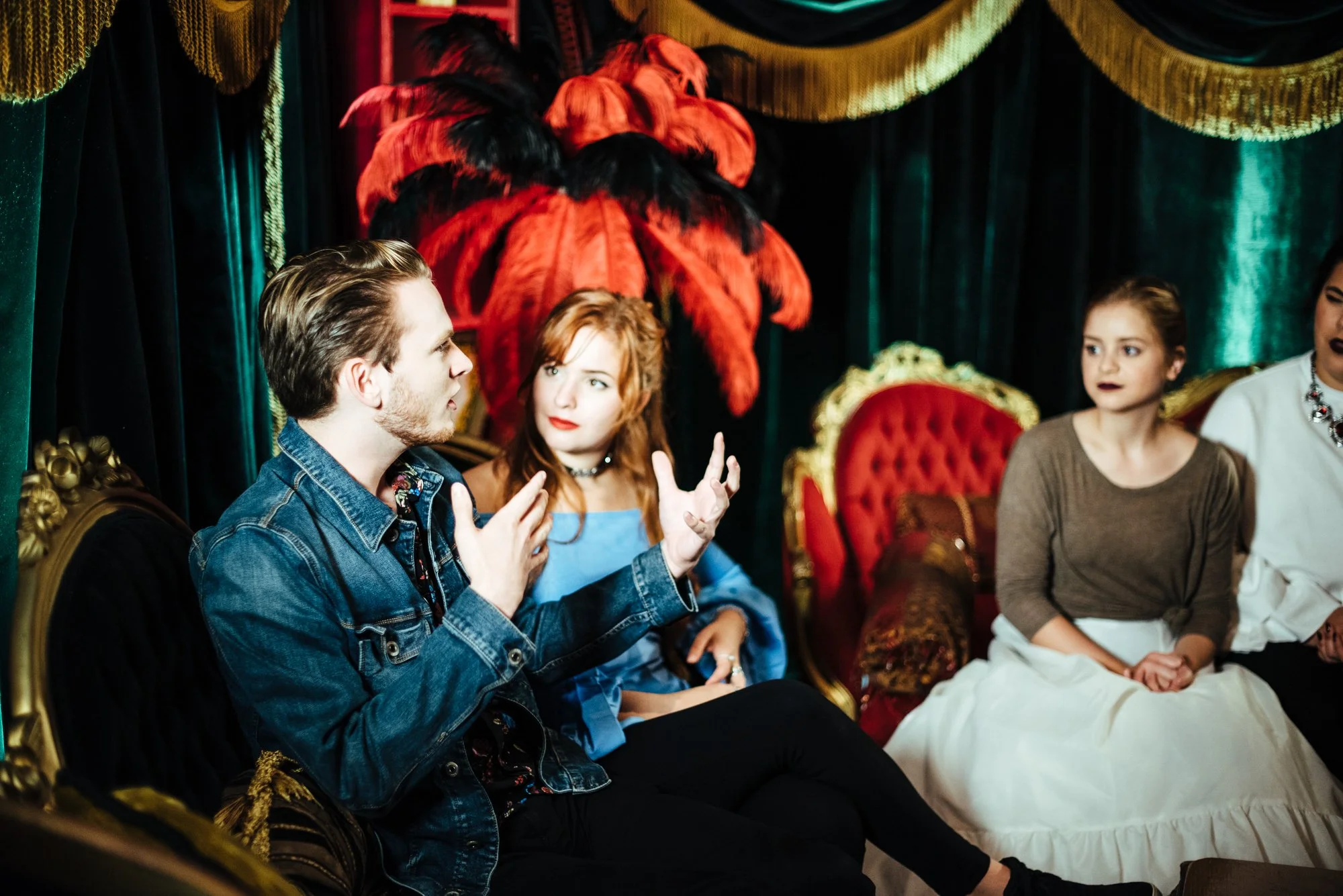 BT194-man-women-on-couches-talking.jpg
