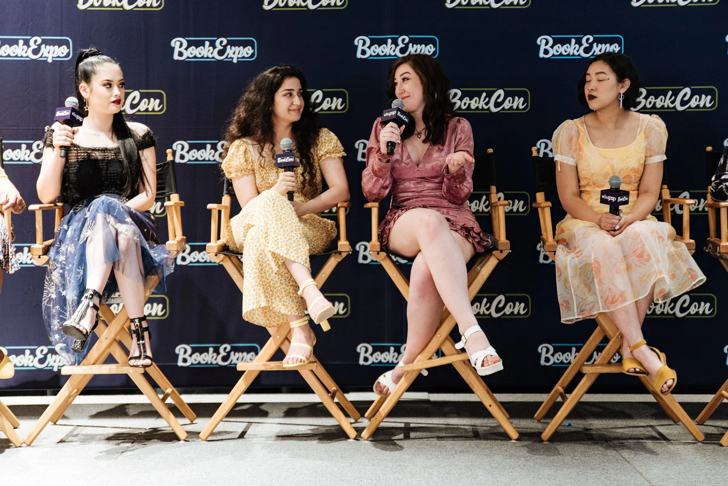 BT443-booktube-panel-bookcon-javits-center-emmmabooks.jpg