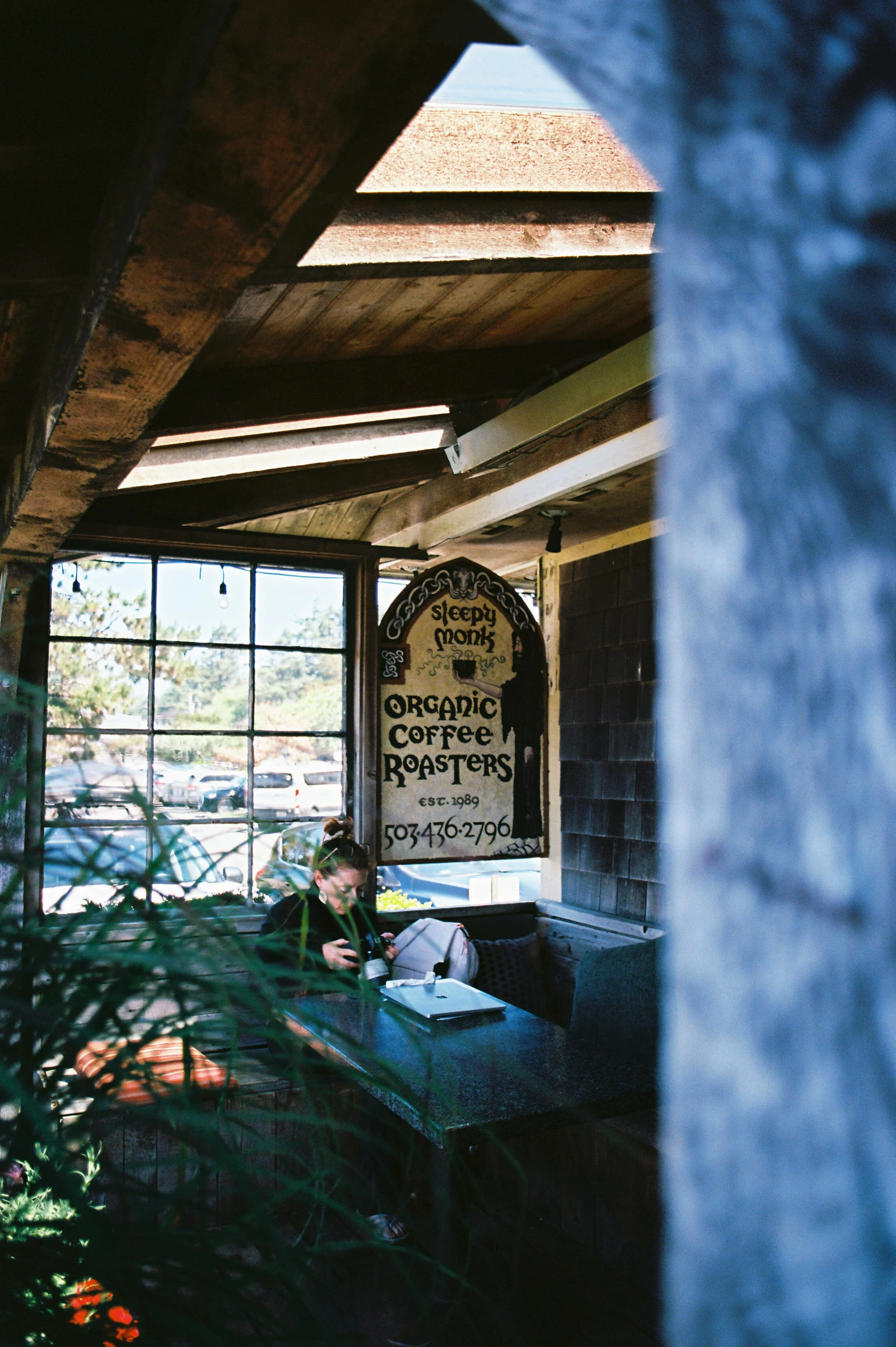 pnw34-sleepy-monk-coffee-cannon-beach.jpg