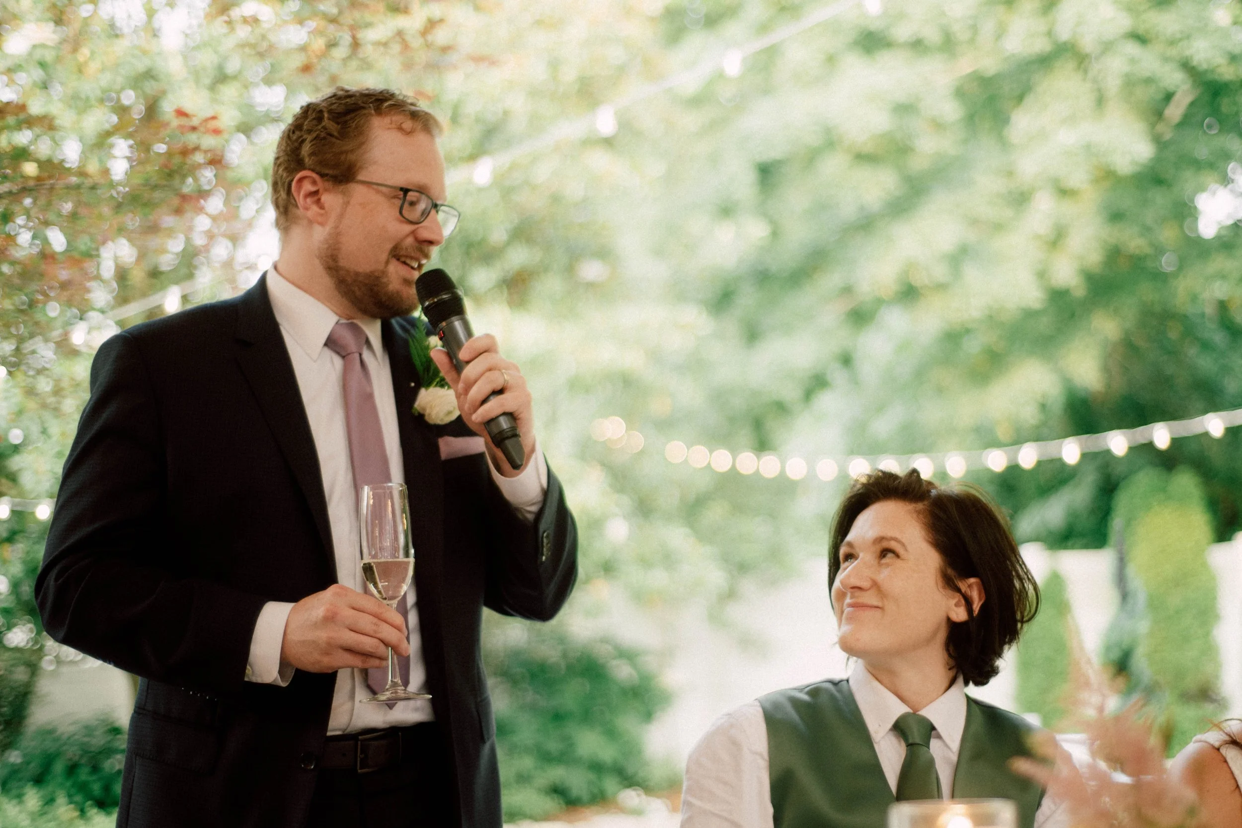 HRD57-brother-of-the-bride-giving-toast-speech.jpg