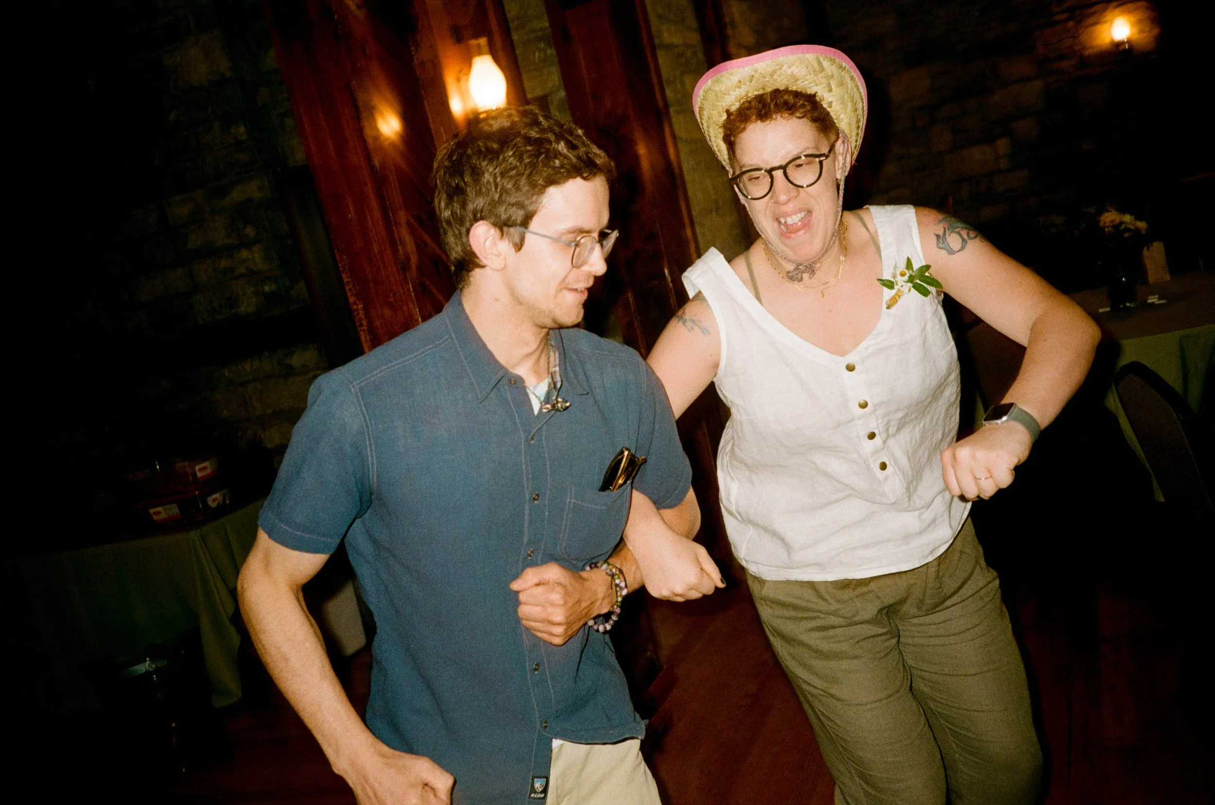 REW83-wedding-guests-dancing-flash.jpg