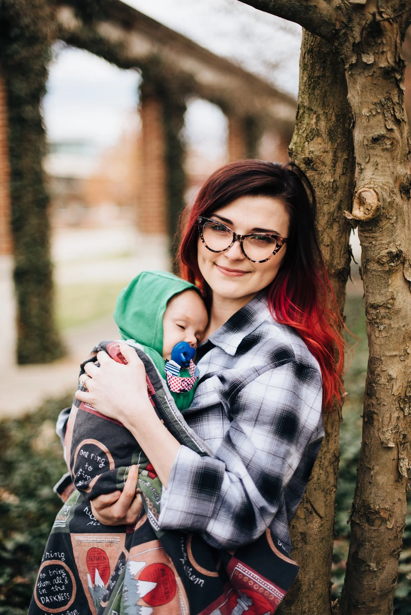 BT34-woman-in-glasses-red-hair-baby.jpg