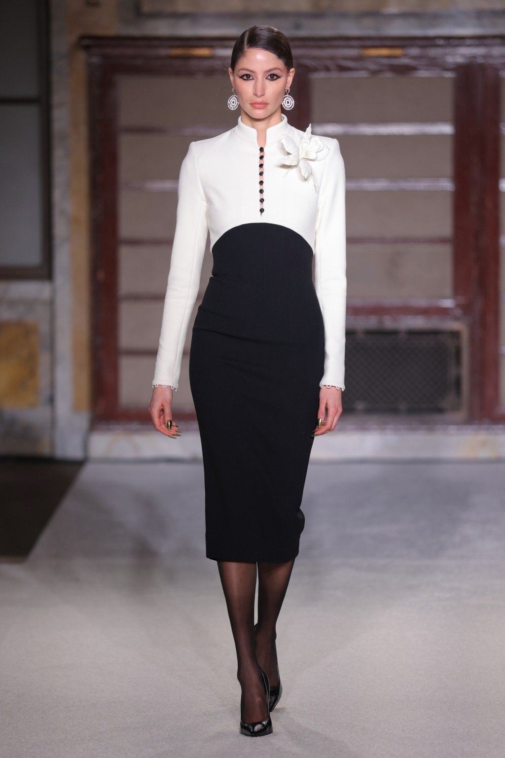 Dichromatic Dynasty

Sergio Hudson Fall 2026

Image: Courtesy