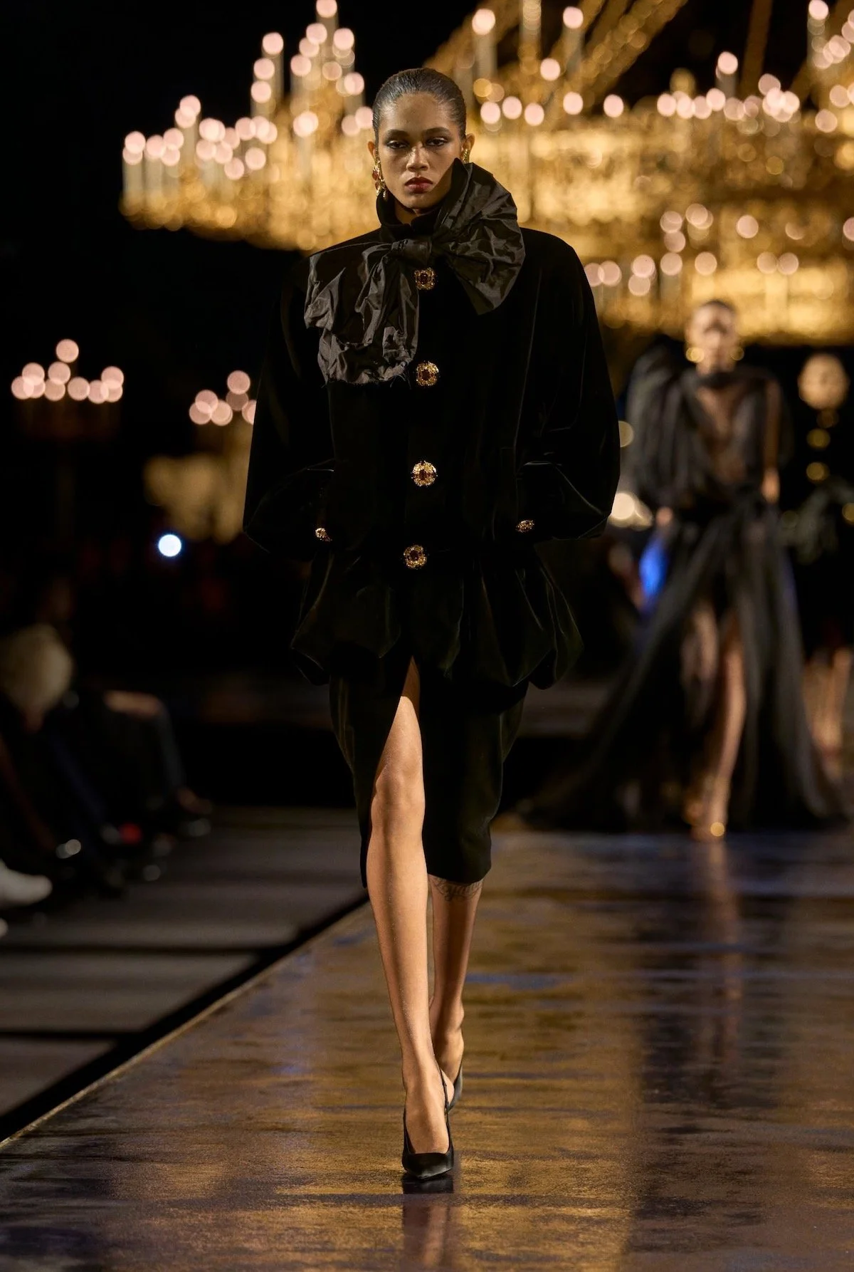 Put a Bow on It

Saint Laurent Spring 2027

Image: Courtesy