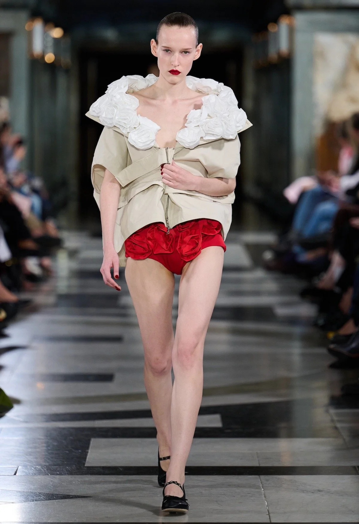 Everything's Coming Up Rosettes

Simone Rocha Spring 2027

Image: Courtesy