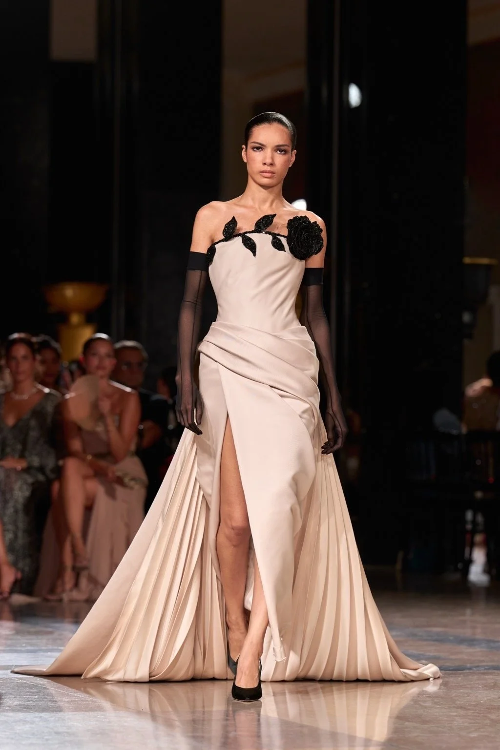 Elie Saab Fall 2026 Haute Couture

Image: Courtesy
