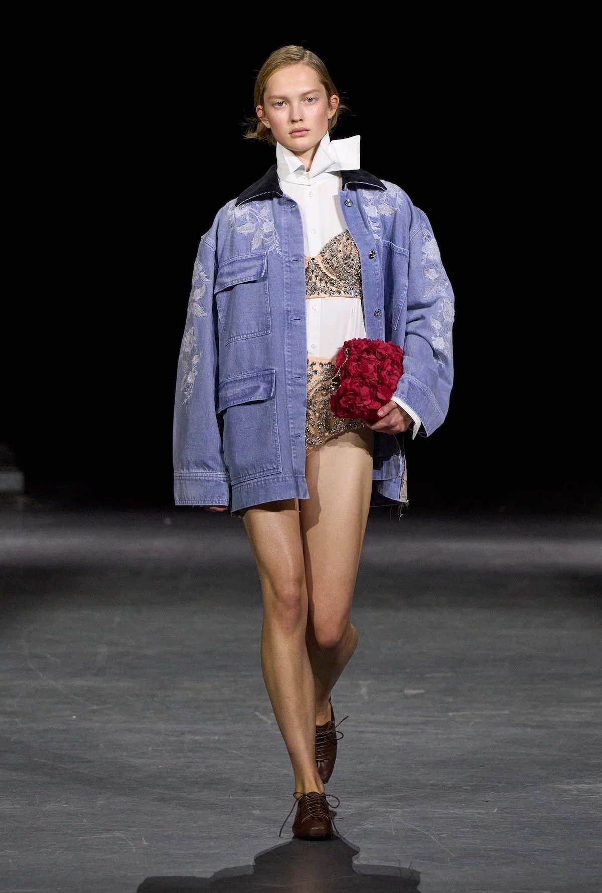 Pop Goes the Collar

Erdem Spring 2027

Image: Courtesy
