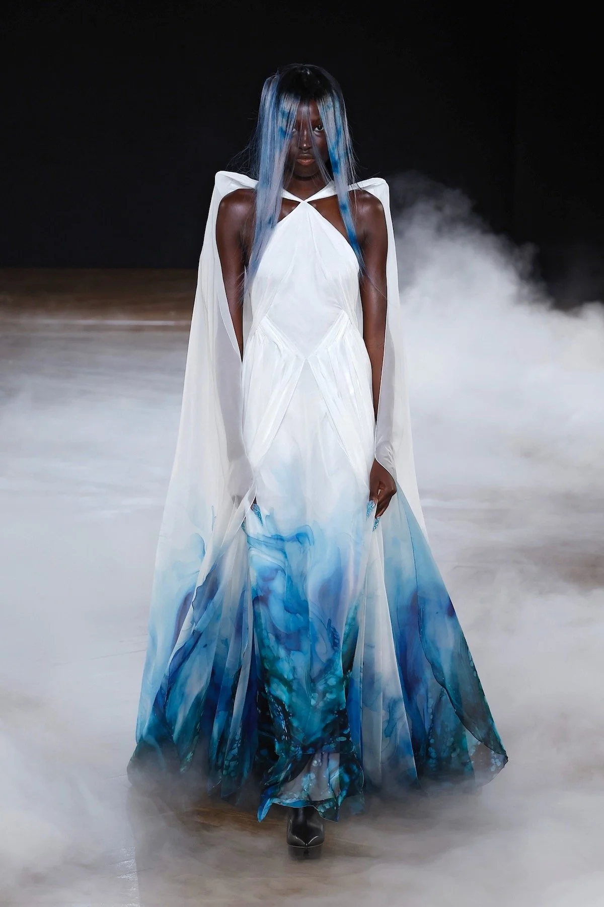 Iris van Herpen Fall 2026 Haute Couture

Image: NOWFASHION.com