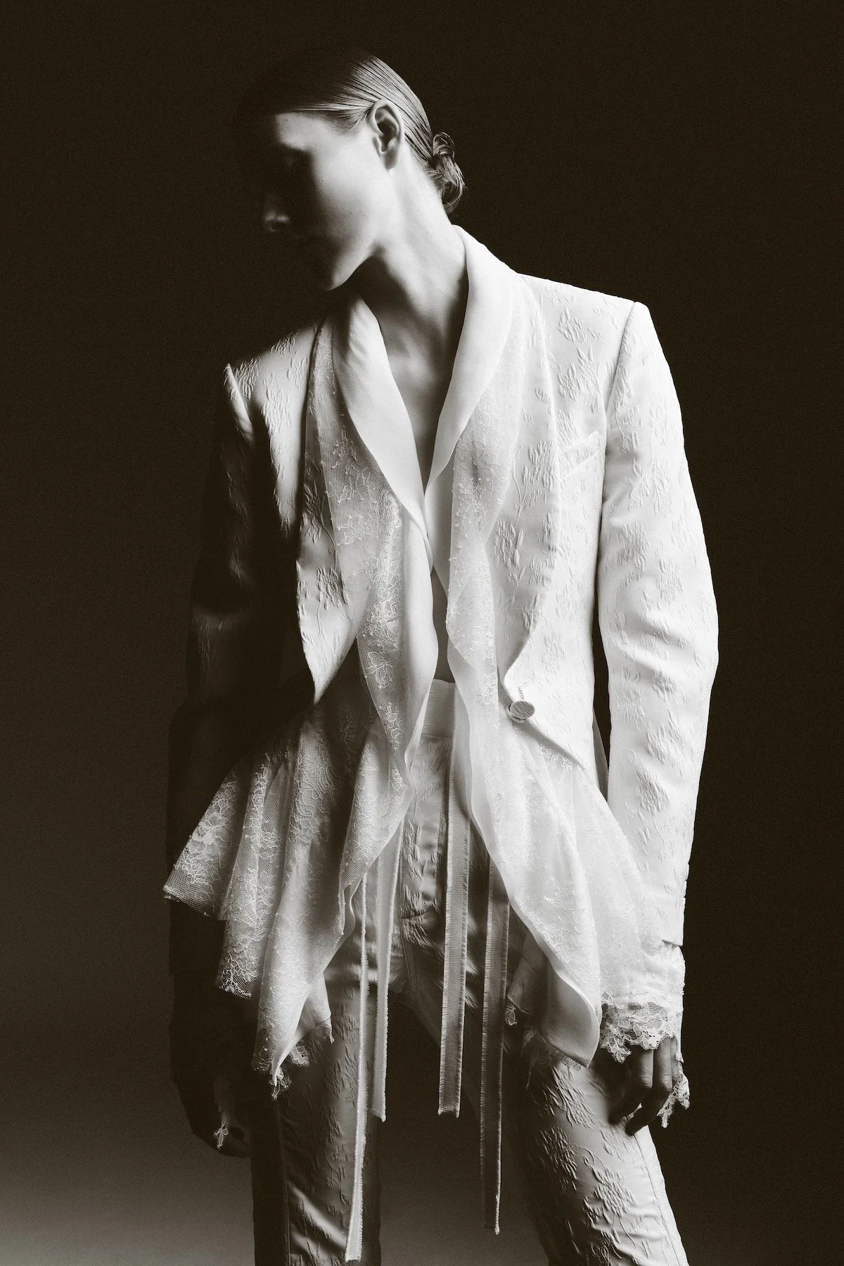 Alberta Ferretti Resort 2027

Image: Courtesy