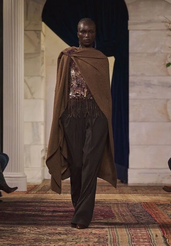 On the Side

Ralph Lauren Collection Fall 2026

Image: Courtesy