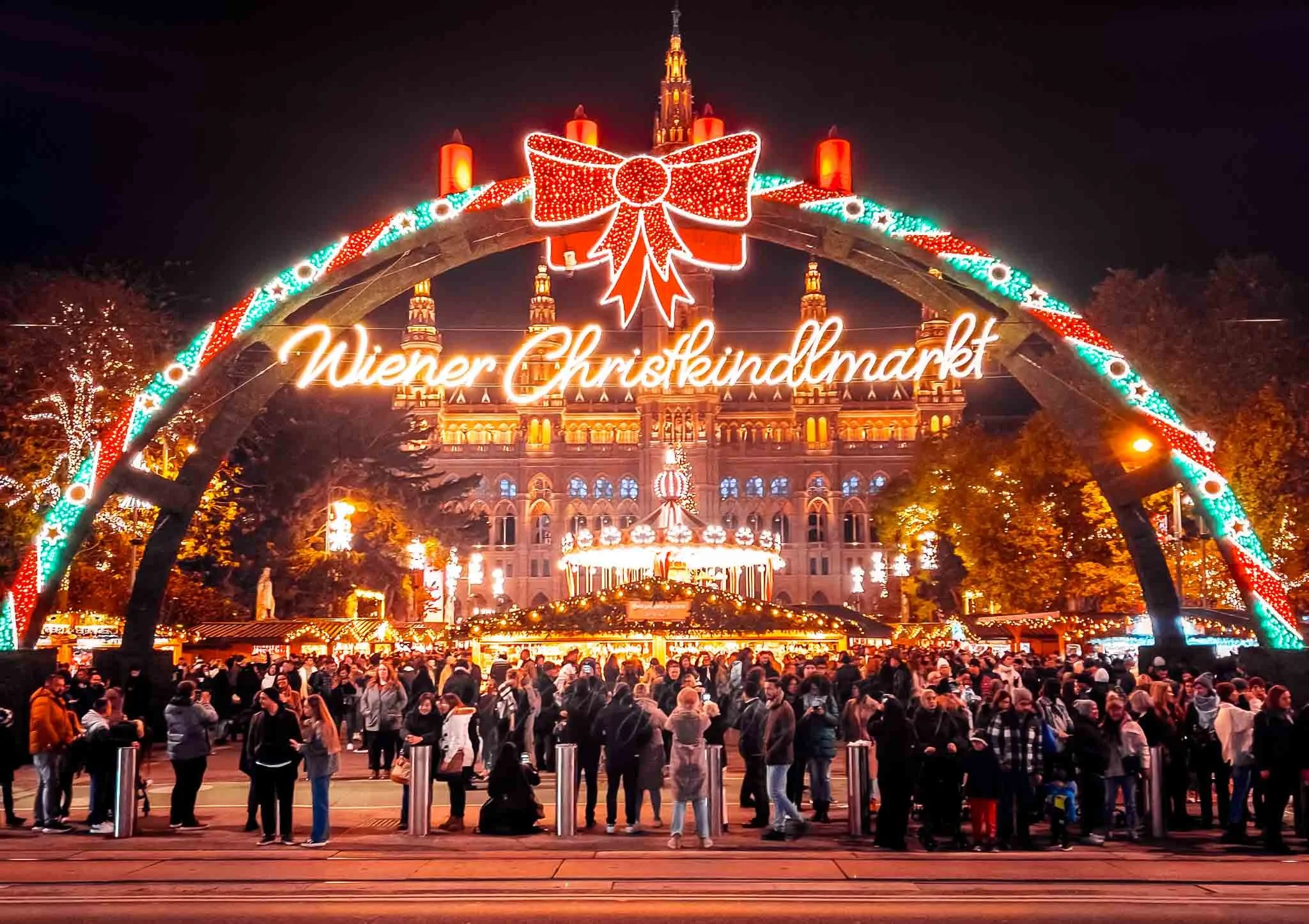 5 Magical Christmas Markets Around the World