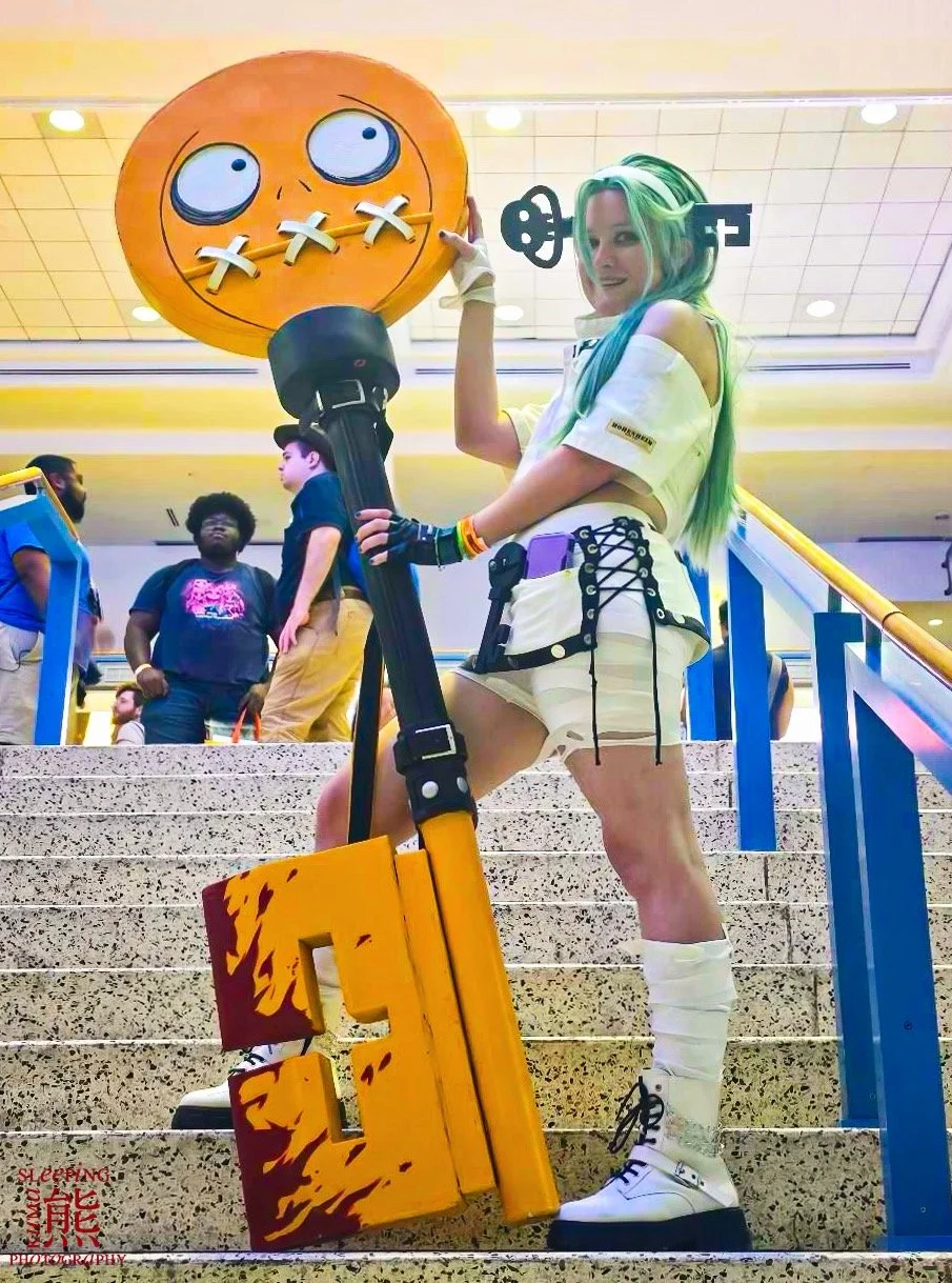 Over the weekend I went to @metrocon_fl and enjoyed my time walking around. Didn't have my camera with me to do any shoots, but I did enjoy taking these photos with my phone and loved how they came out from editing. #metrocon2026 #sleepingkumaphotogr