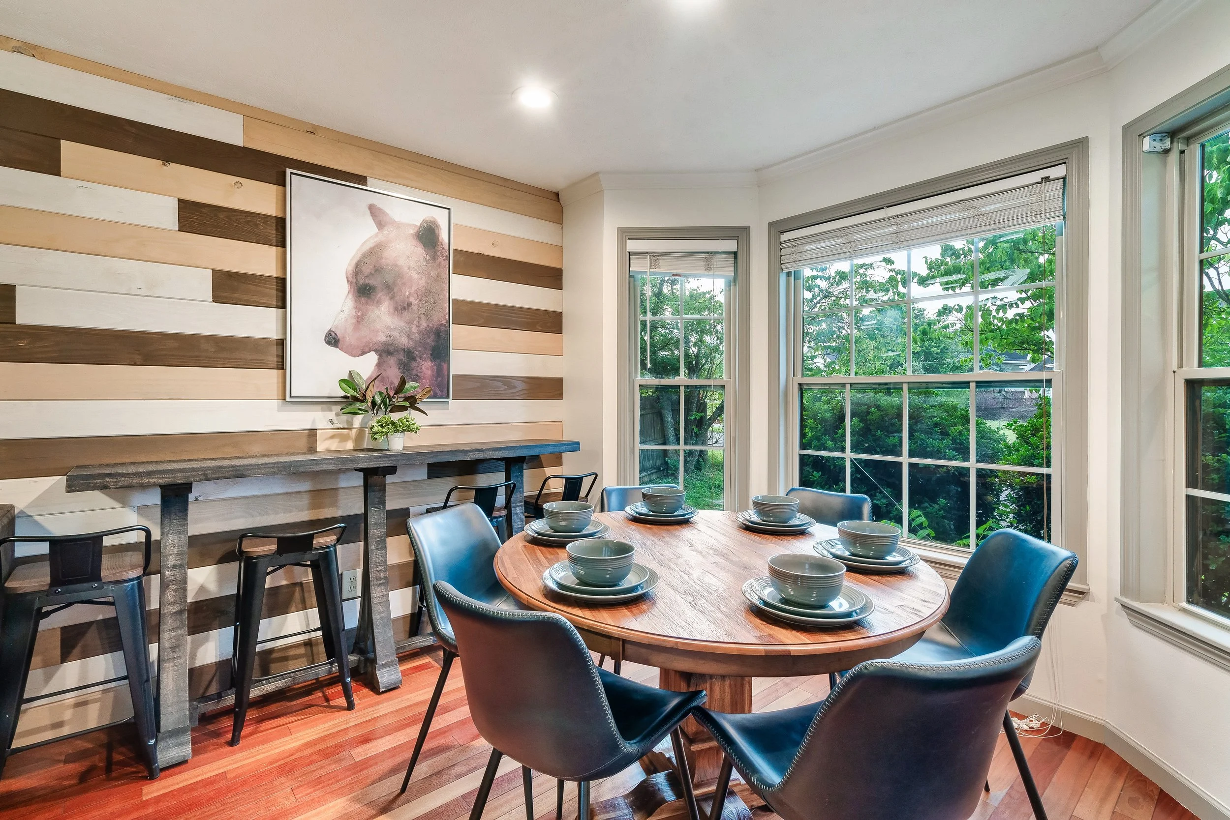 Dining Room- Twin Smoky Lodge.jpeg