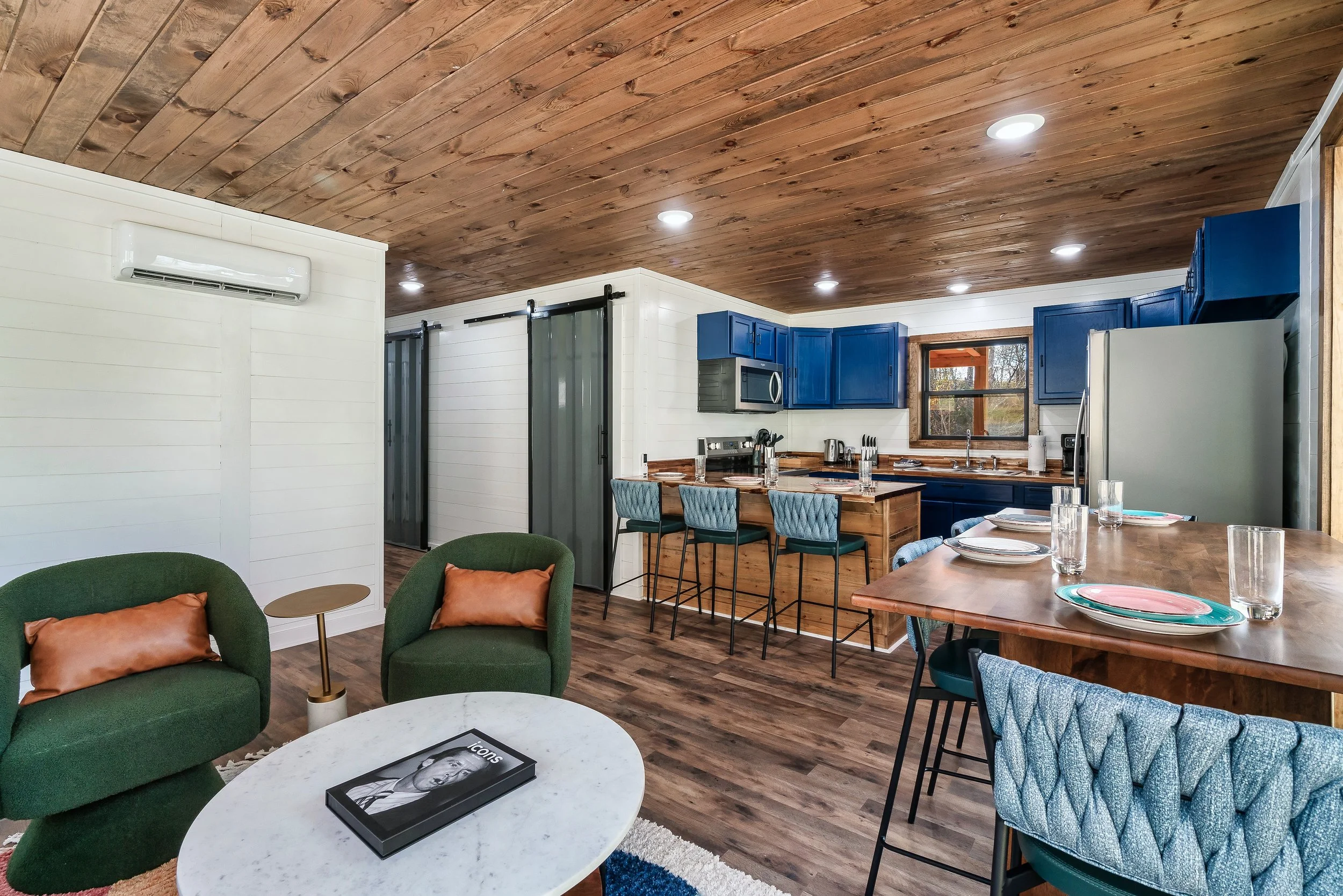 Dining & Kitchen- Container.jpeg