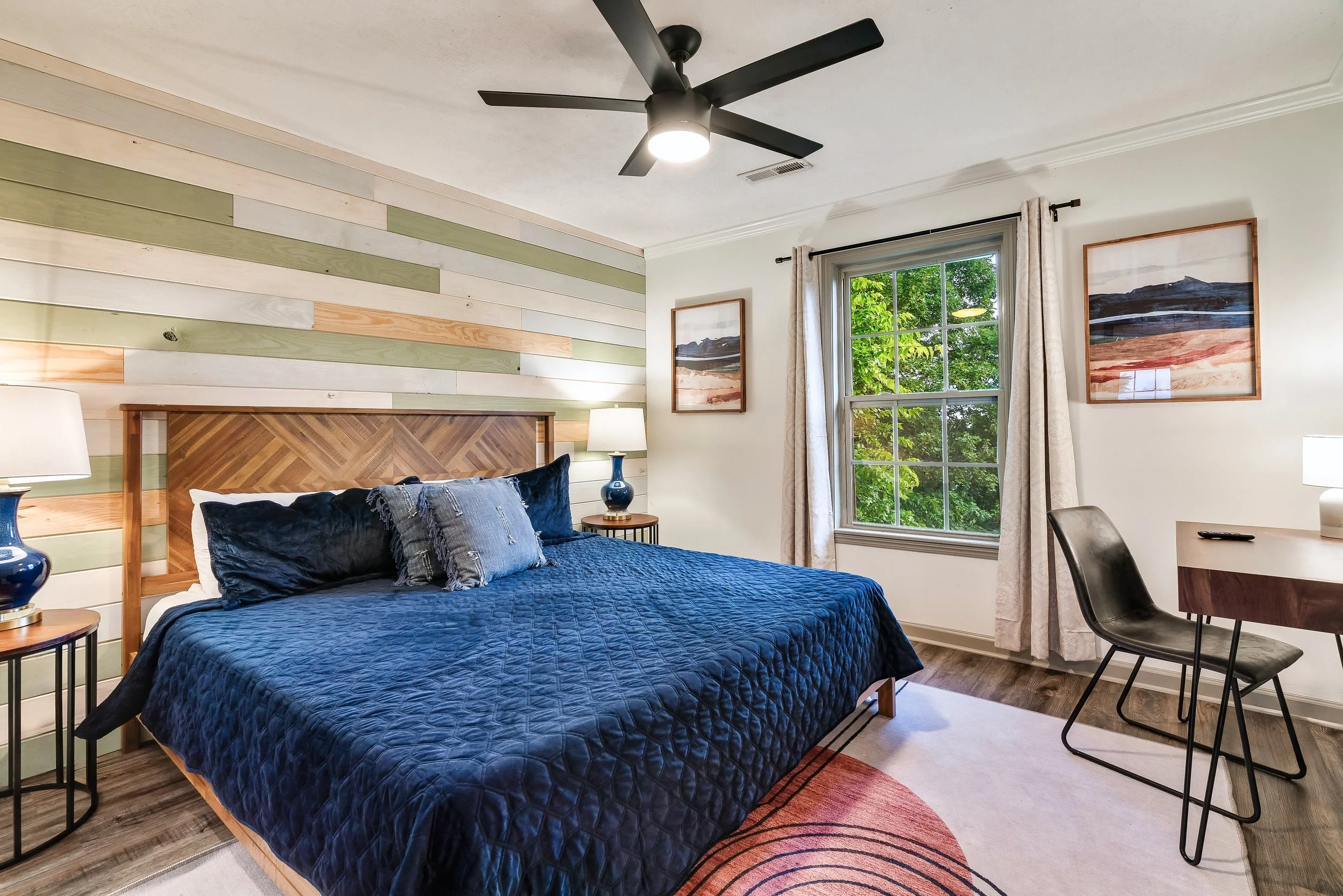 Bedroom 3 Upper Level- Twin Smoky Lodge.jpeg