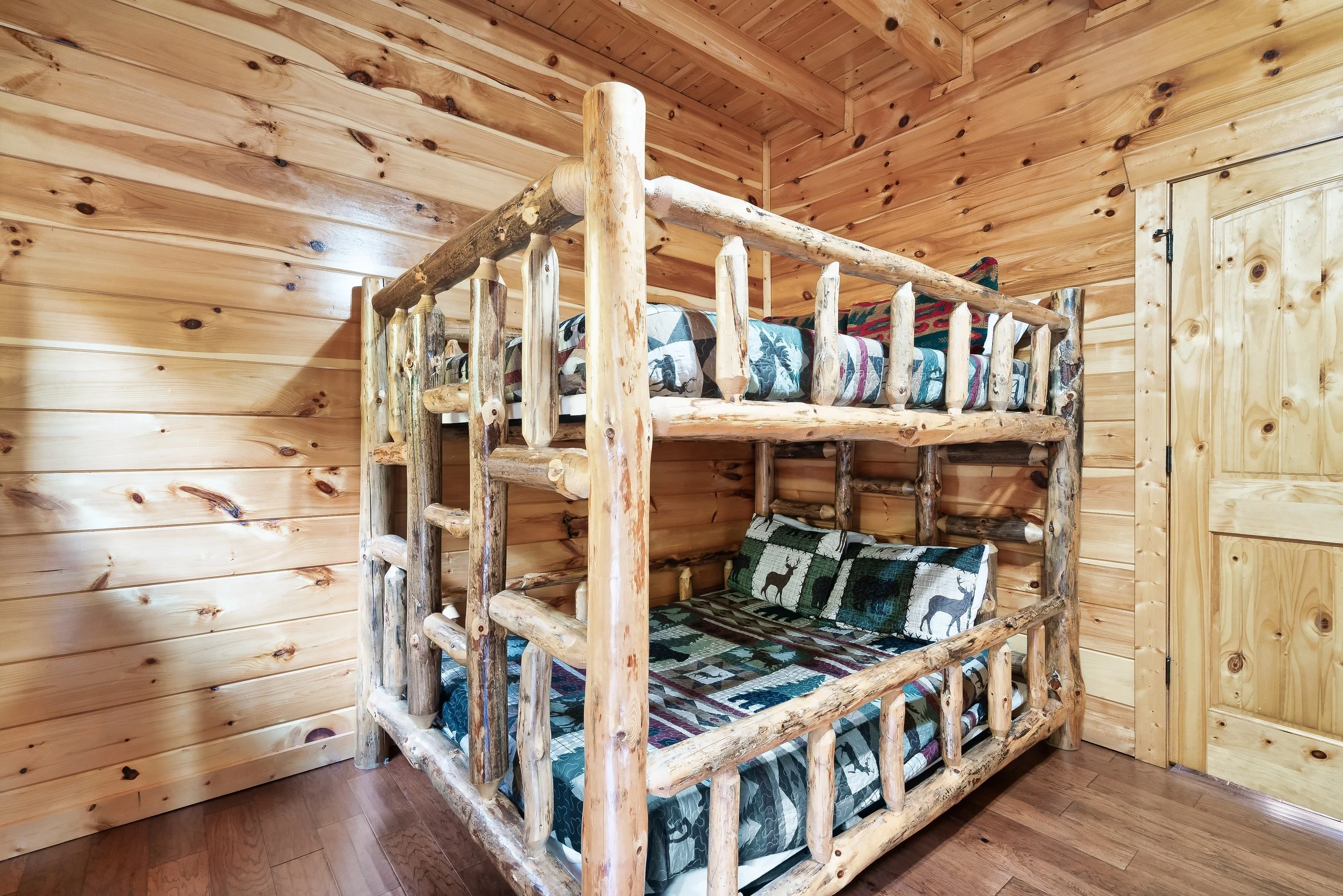 Bedroom 7- Sky Vista.jpeg