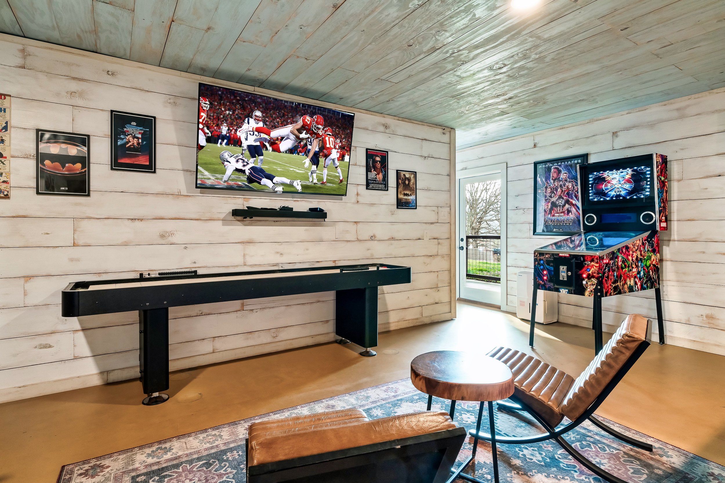 Main Cabin Game Room- Wears Cove.jpeg