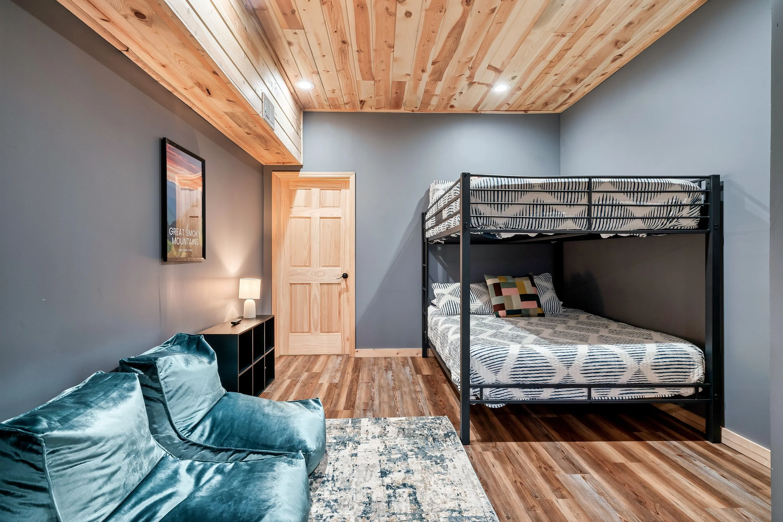 Bedroom 5 Lower Level- Twin Smoky Lodge.jpeg