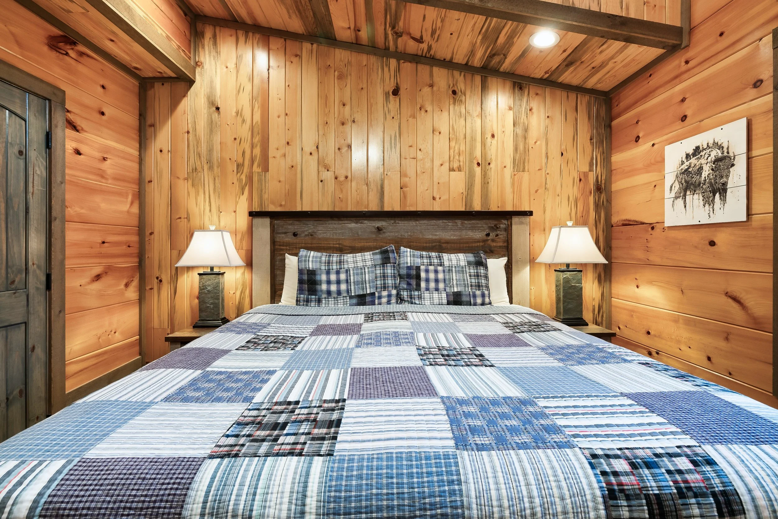 Bedroom 7 Upper Level- Sky River Lodge.jpeg