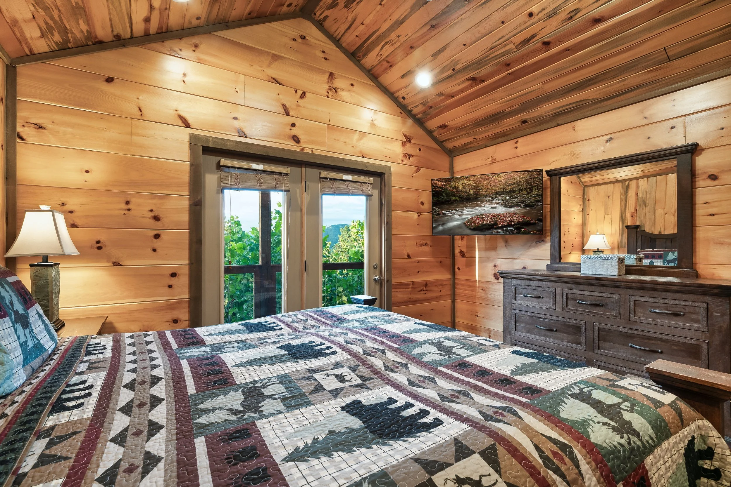 Bedroom 8 Lower Level- Sky River Lodge.jpeg