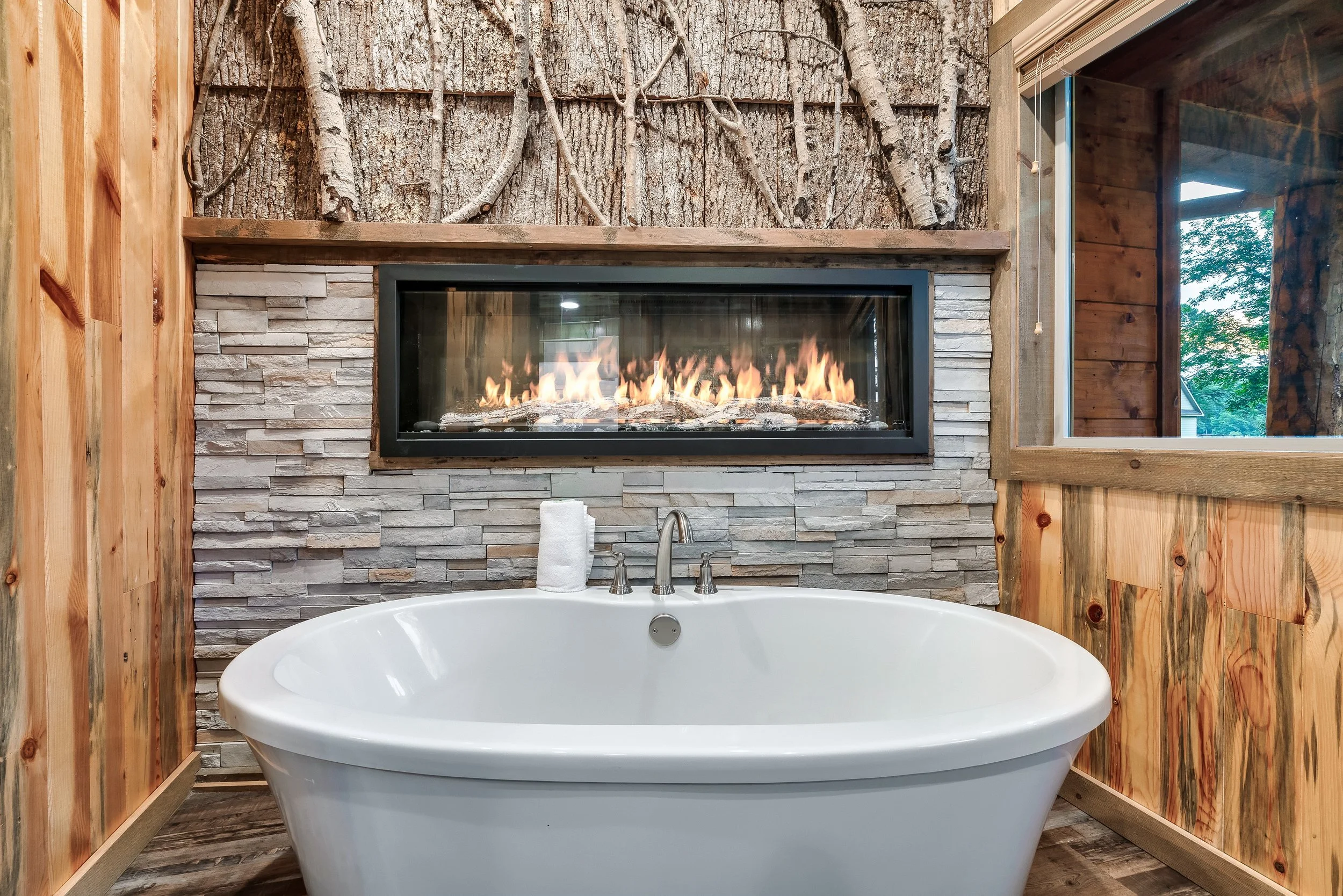 Bathroom 1- Glacier Falls.jpeg