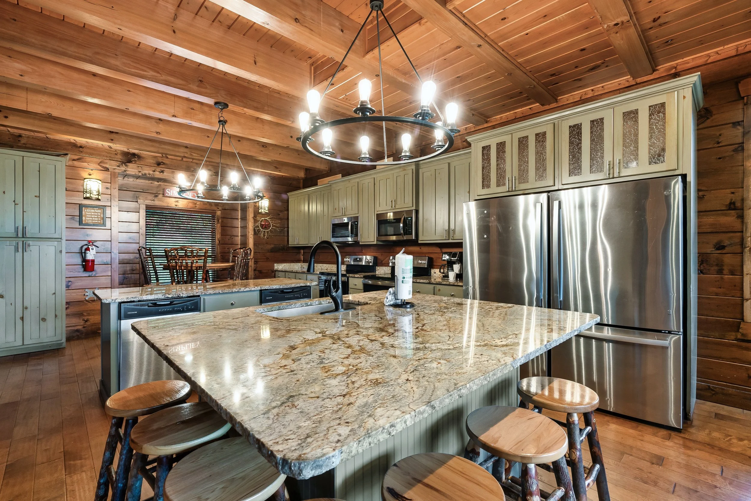 Kitchen- Mountain Golf Lodge.jpeg