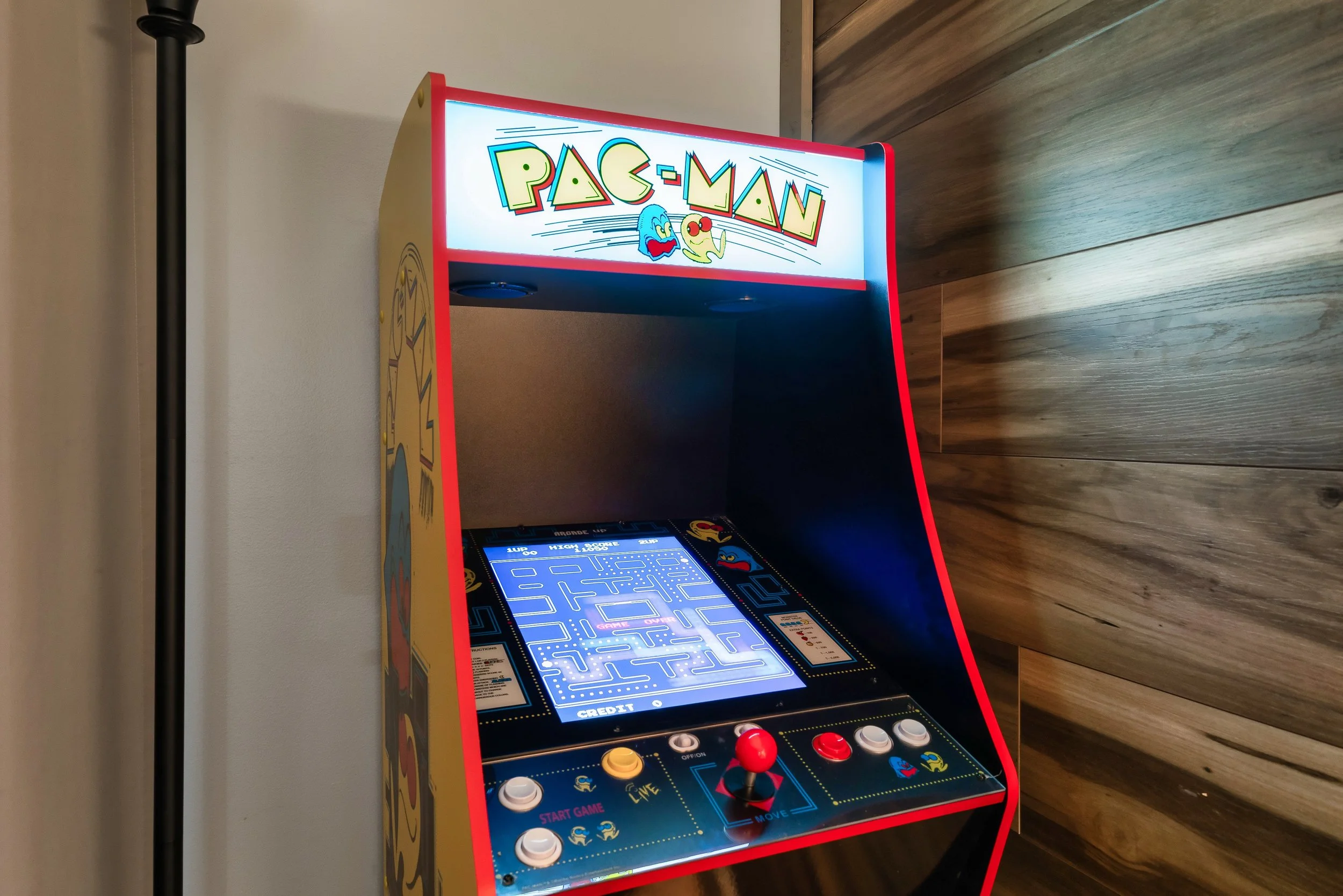 Pac Man Machine- Condo.jpeg