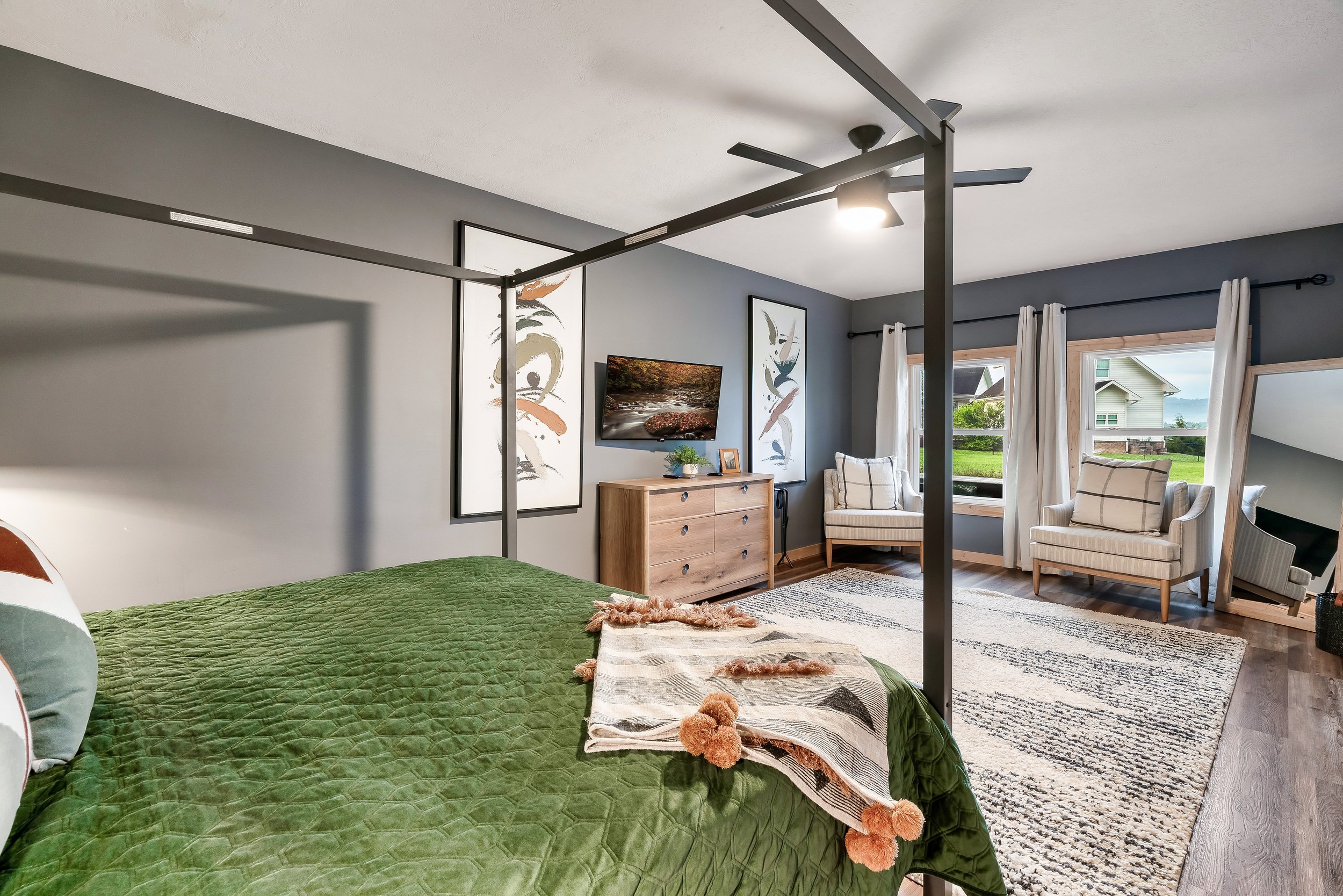 Bedroom 1 Main Level- Twin Smoky Lodge.jpeg