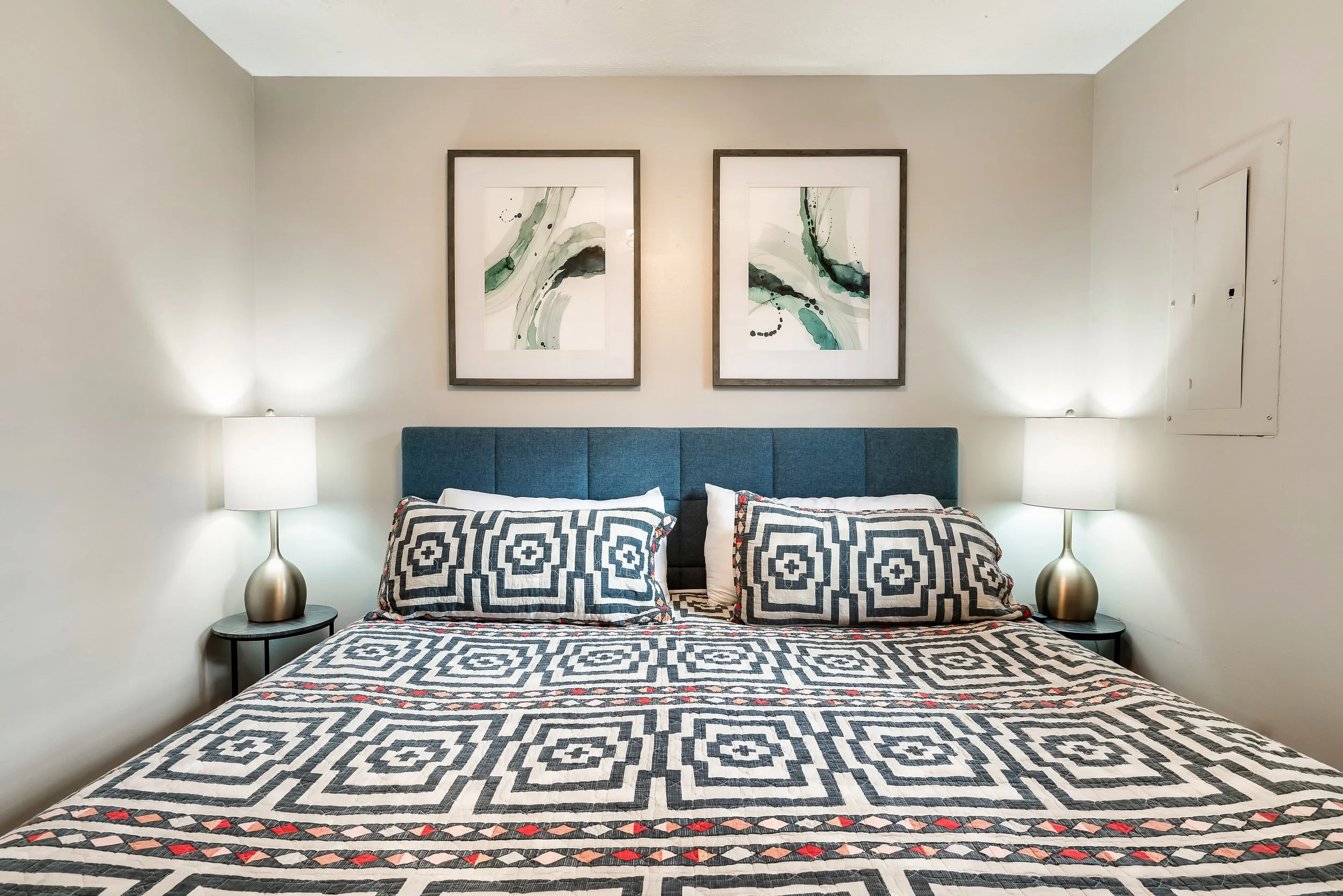 Secondary Cabin Bedroom 2- Wears Cove.jpeg