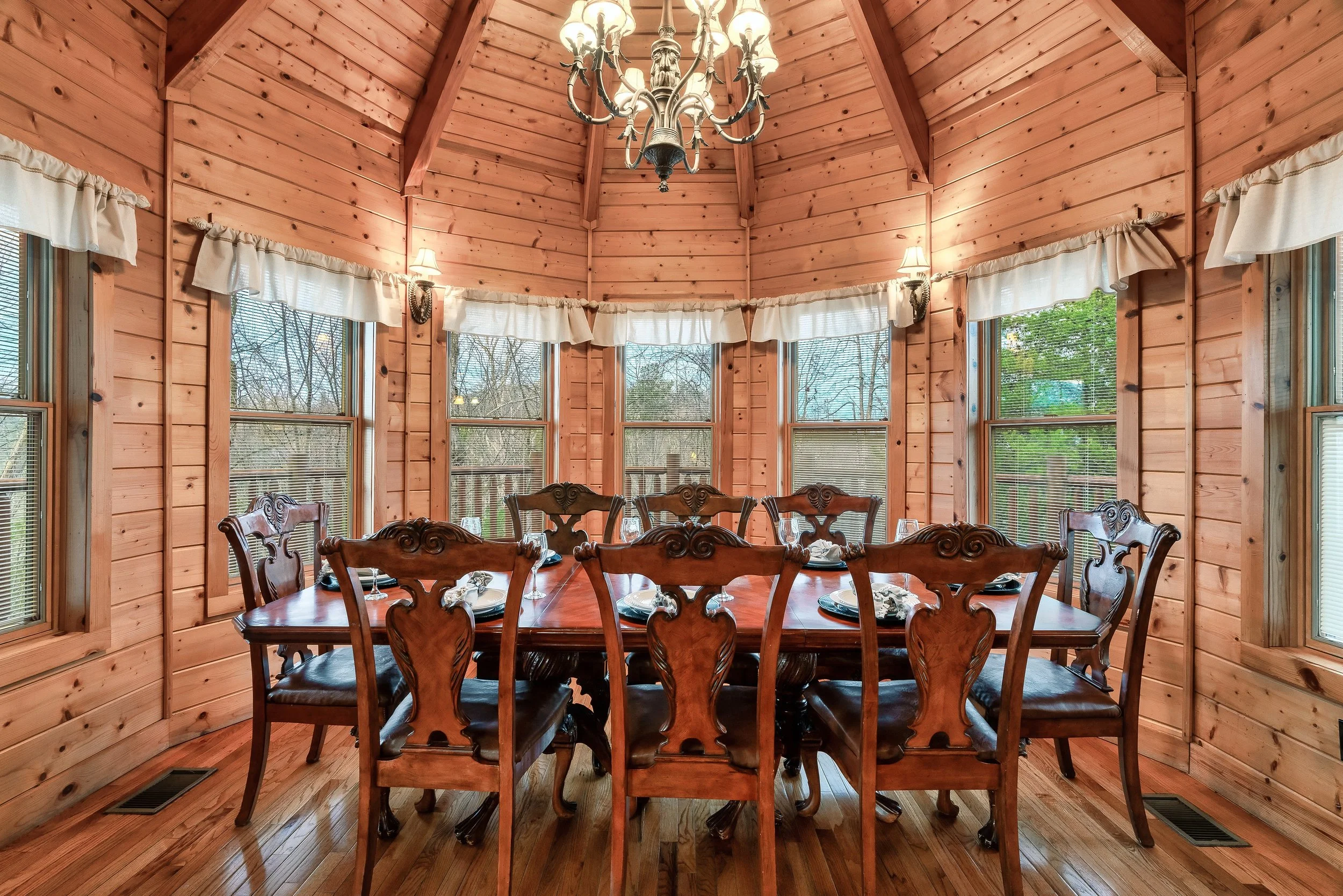 Dining Room- Legend.jpeg