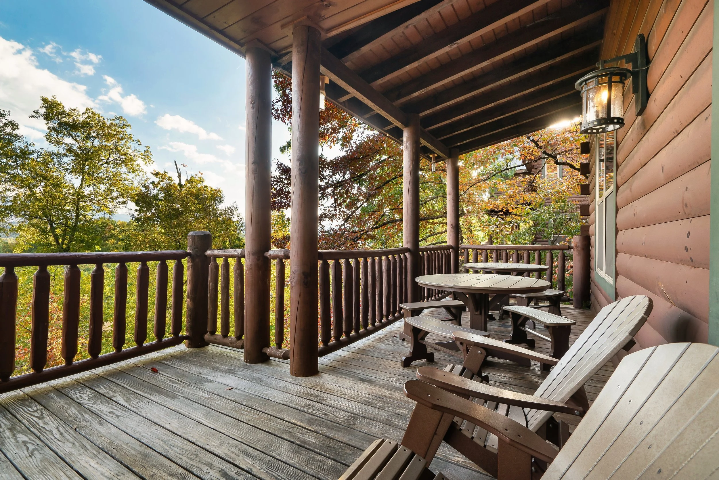 Deck Main Level- Sky Vista.jpeg