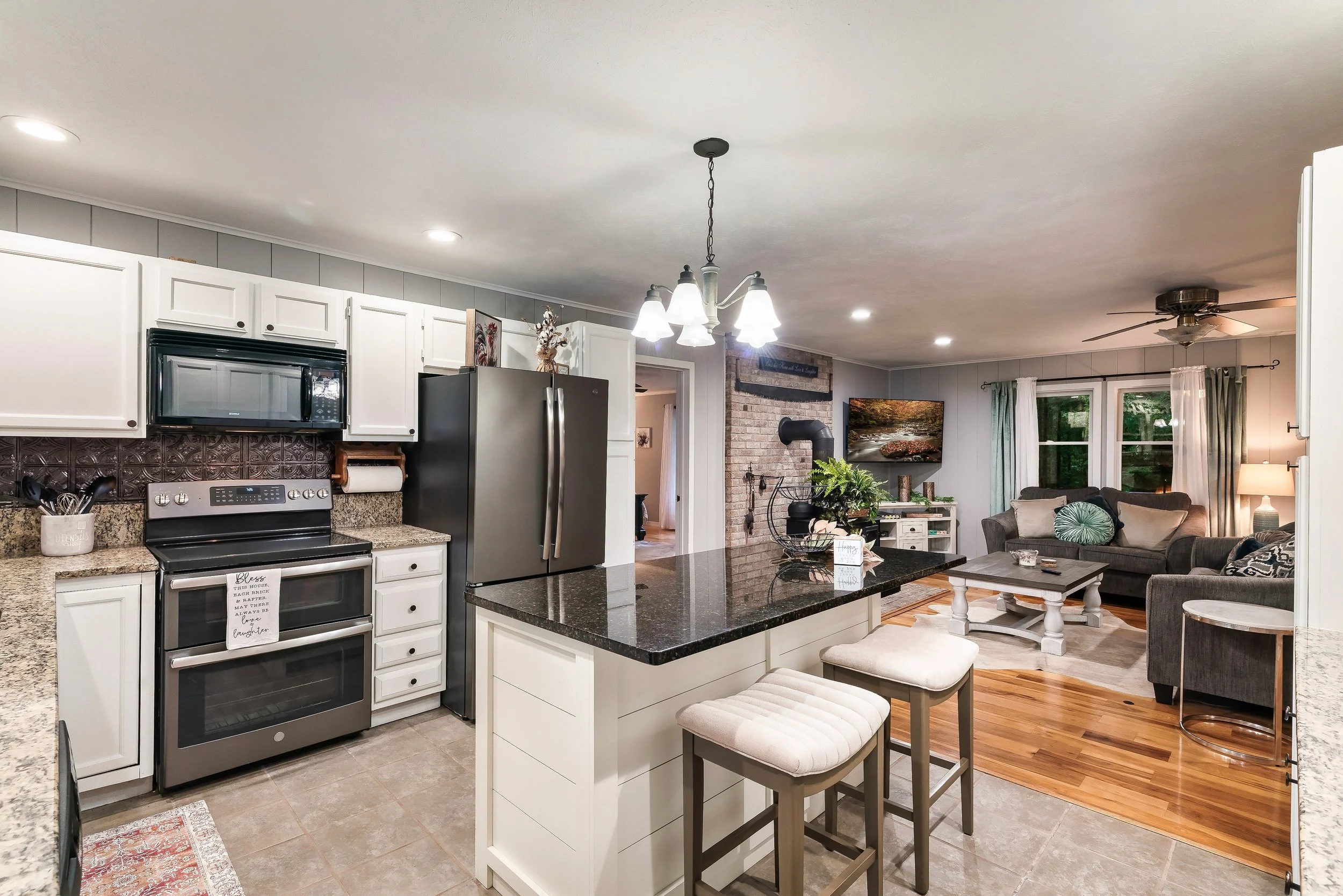 Kitchen- Peace In The Valley.jpeg