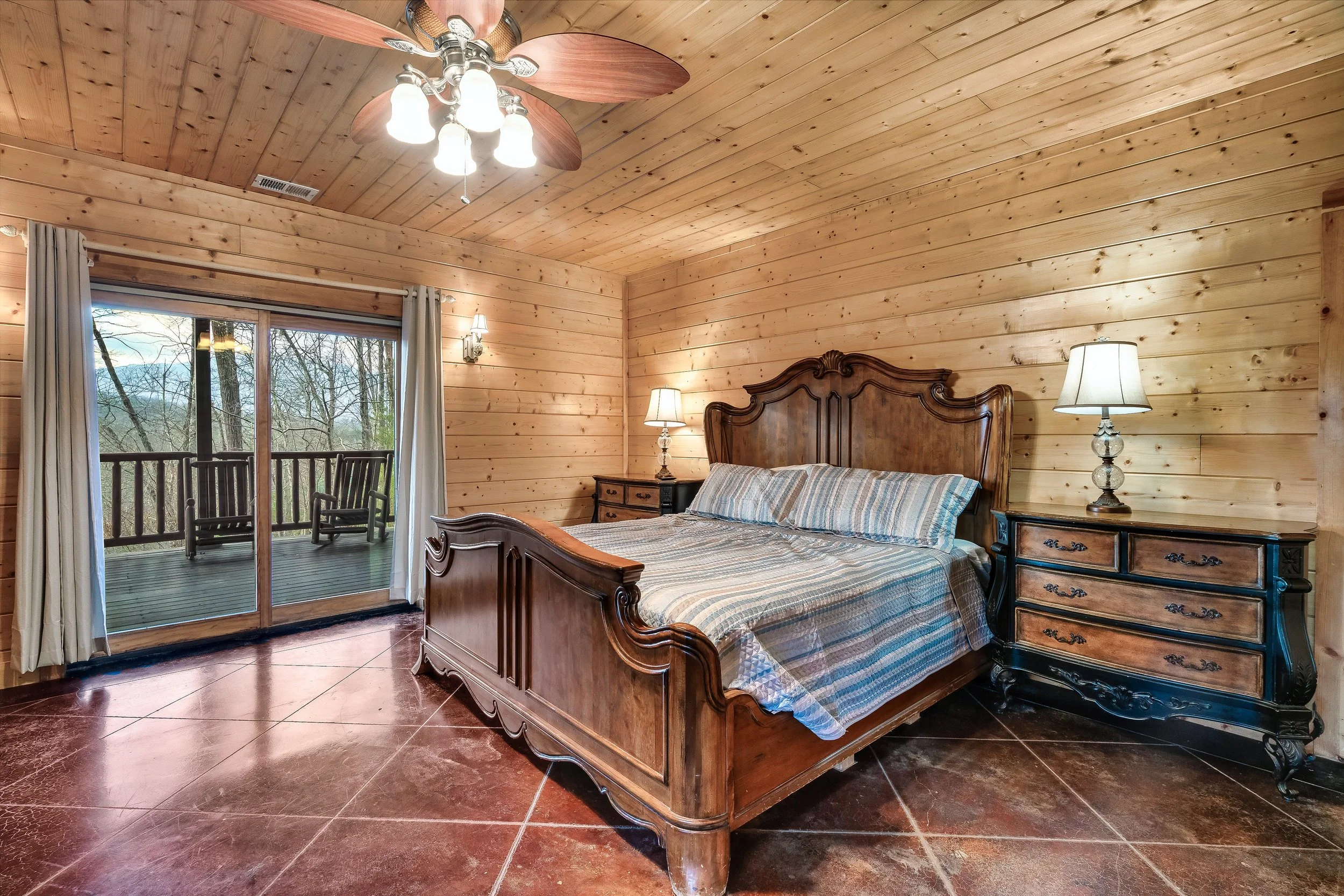 Bedroom 4 Lower Level- Legend.jpeg