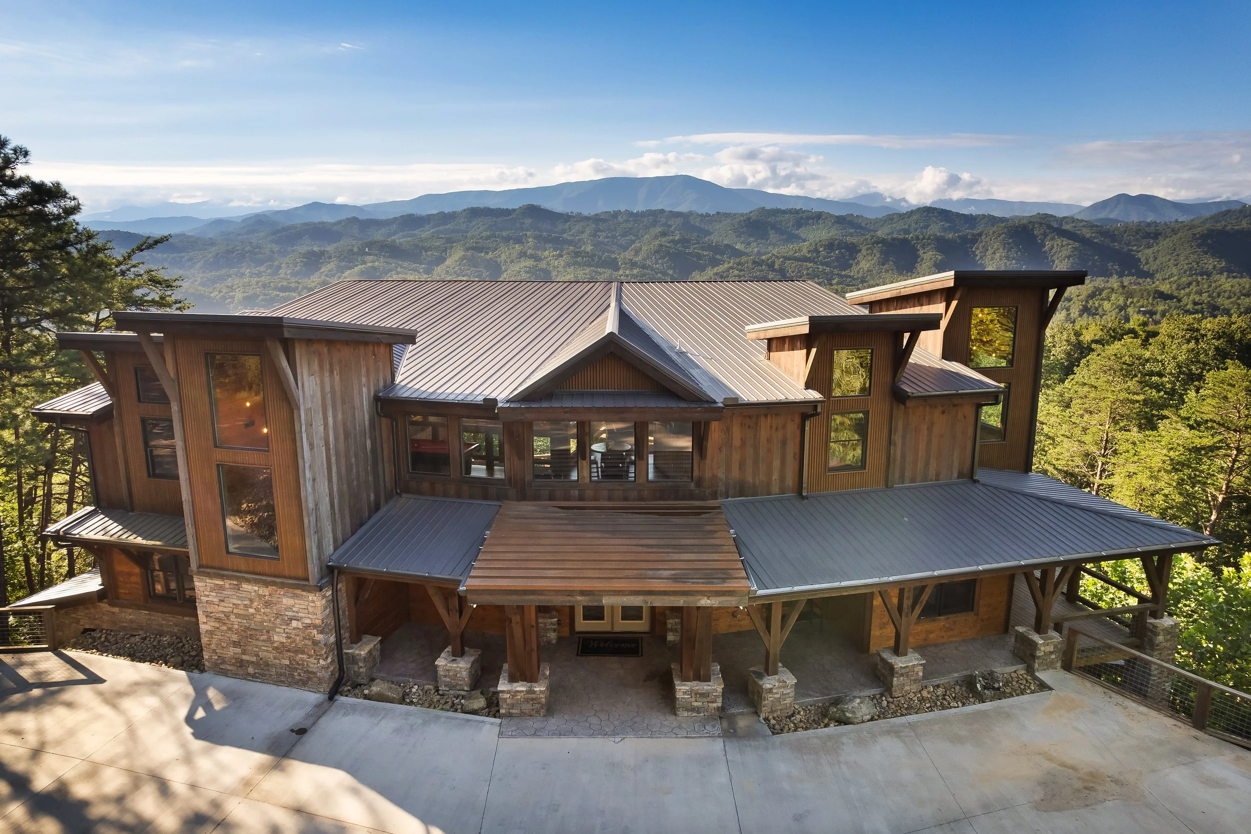 Outside- Sky River Lodge.jpeg