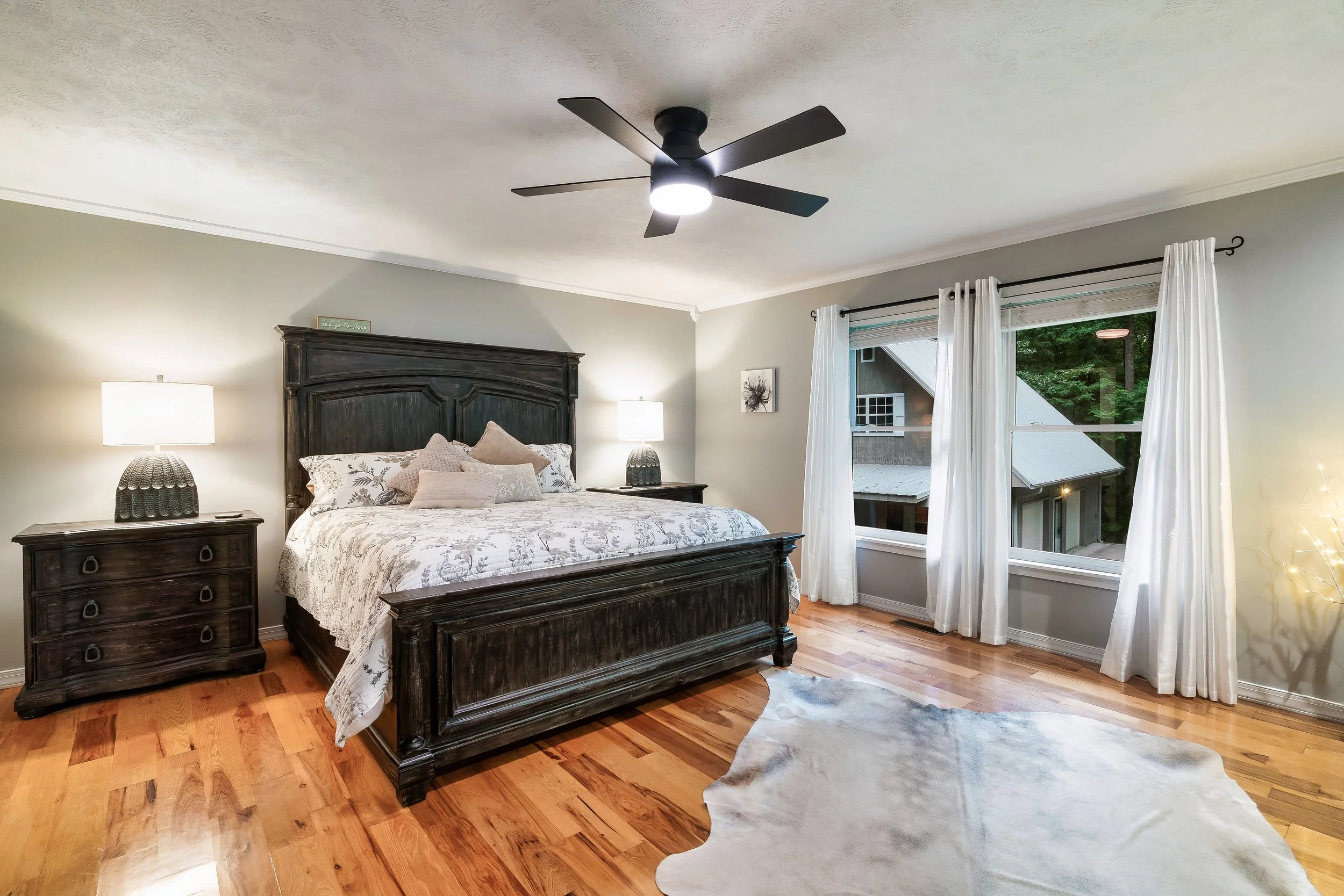 Bedroom 3- Peace In The Valley.jpeg