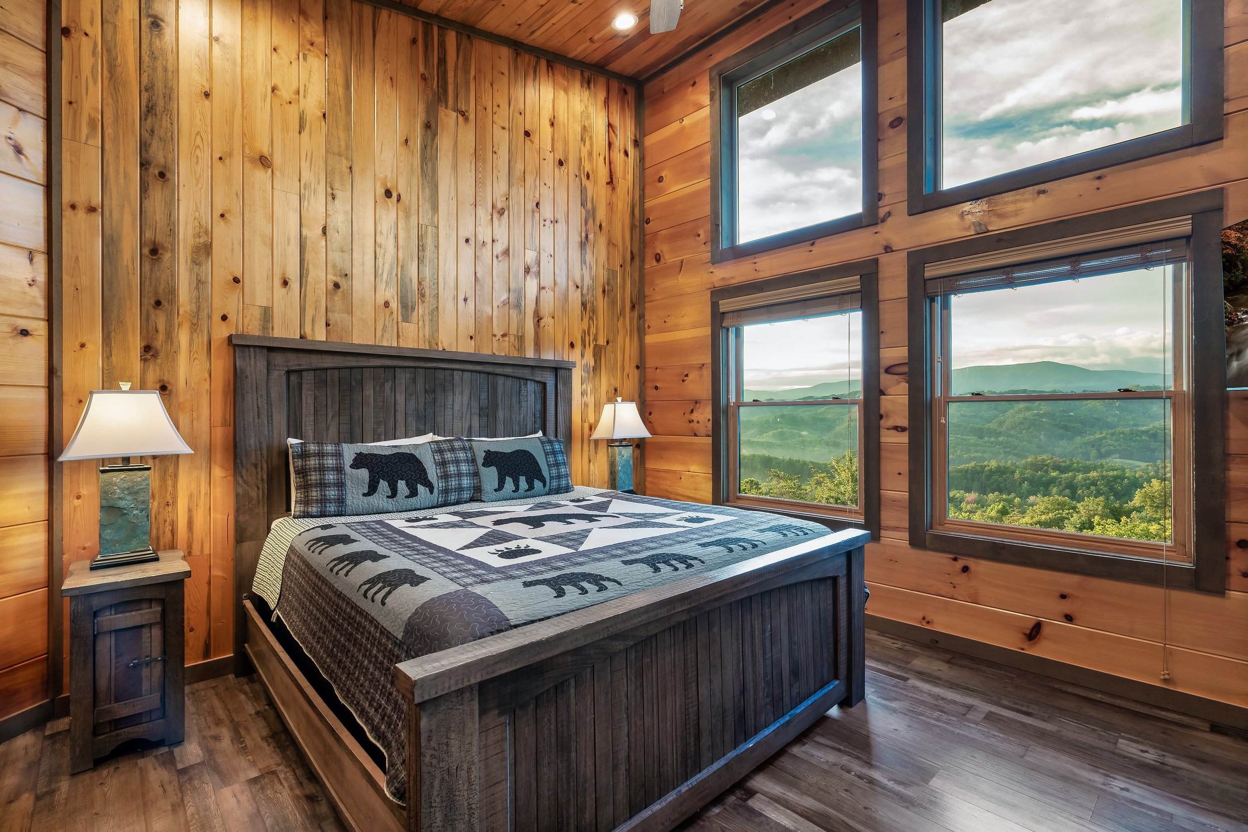 Bedroom 4 Upper Level- Sky River Lodge.jpeg