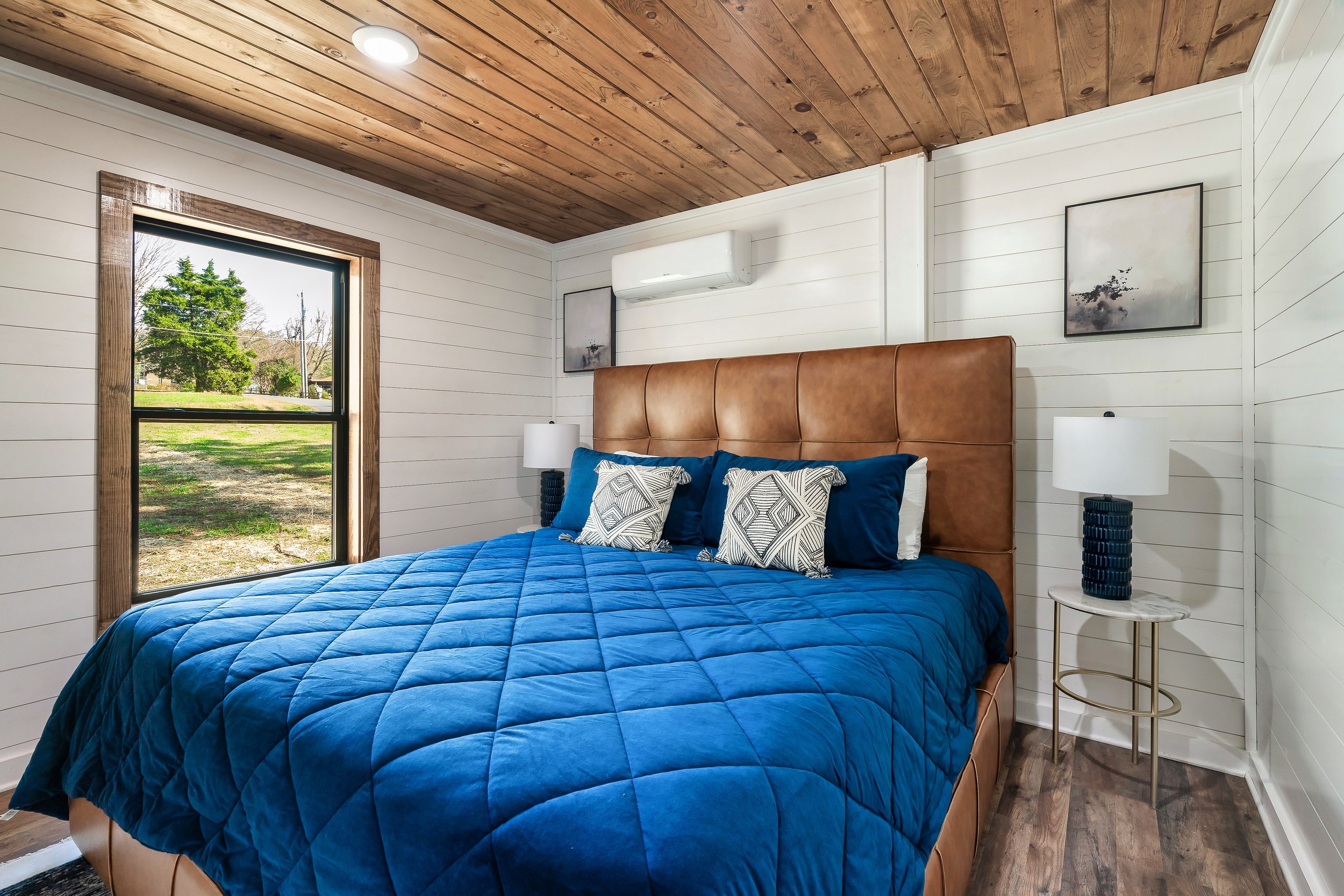 Bedroom 2- Container.jpeg