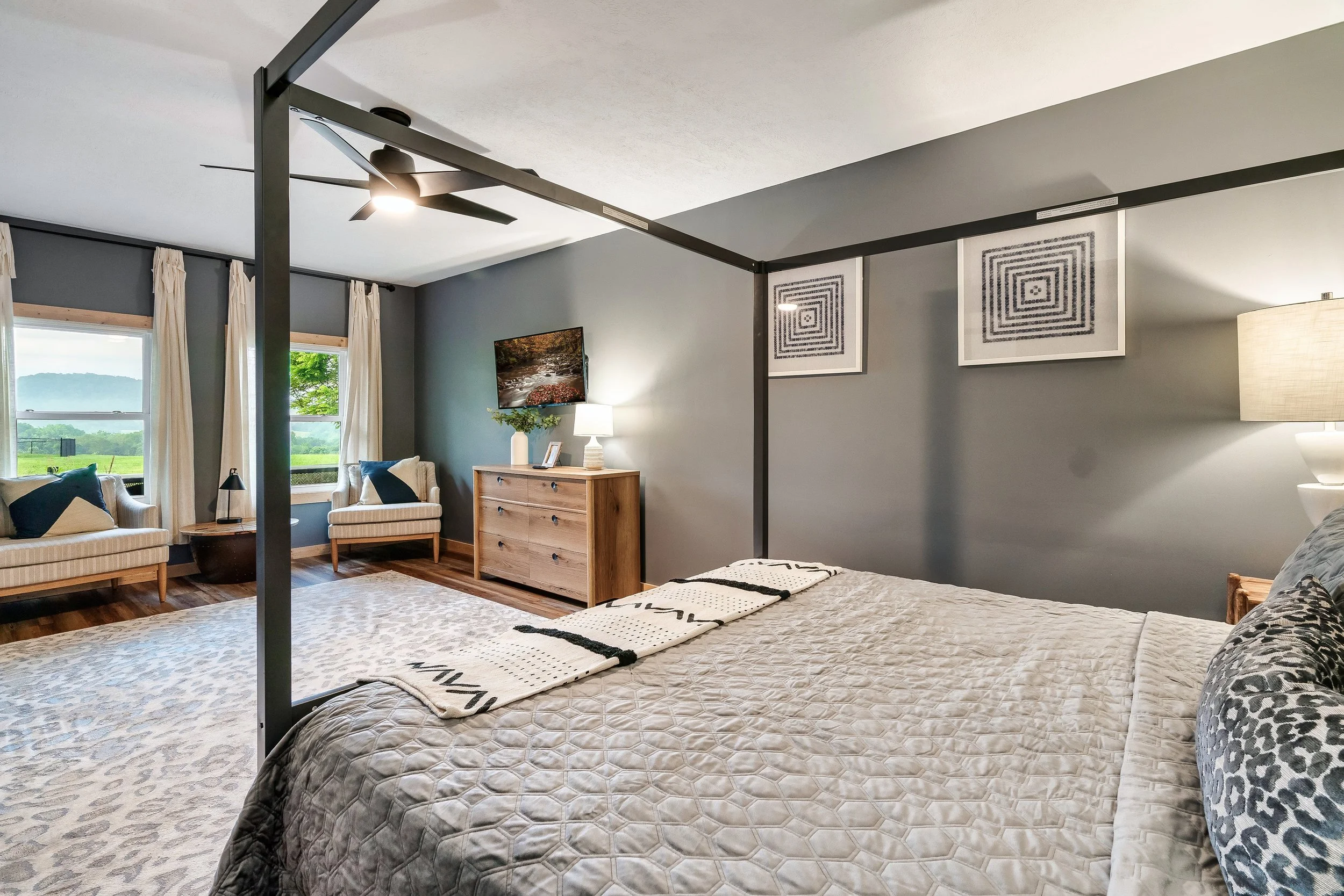 Bedroom 1 Main Level- Twin Smoky Lodge.jpeg