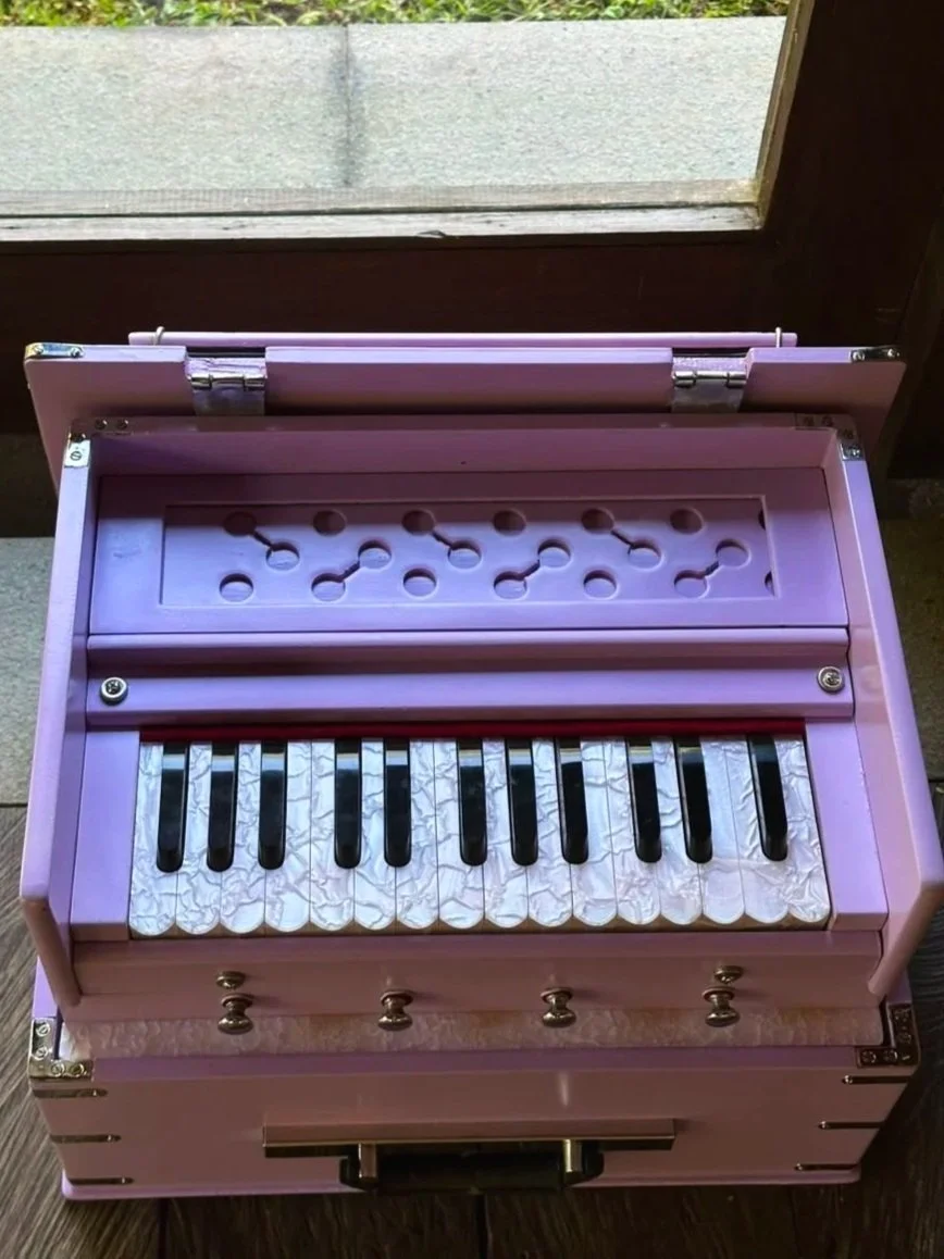 Kirtan Mini Deluxe Harmonium (27 keys) ON DEMAND