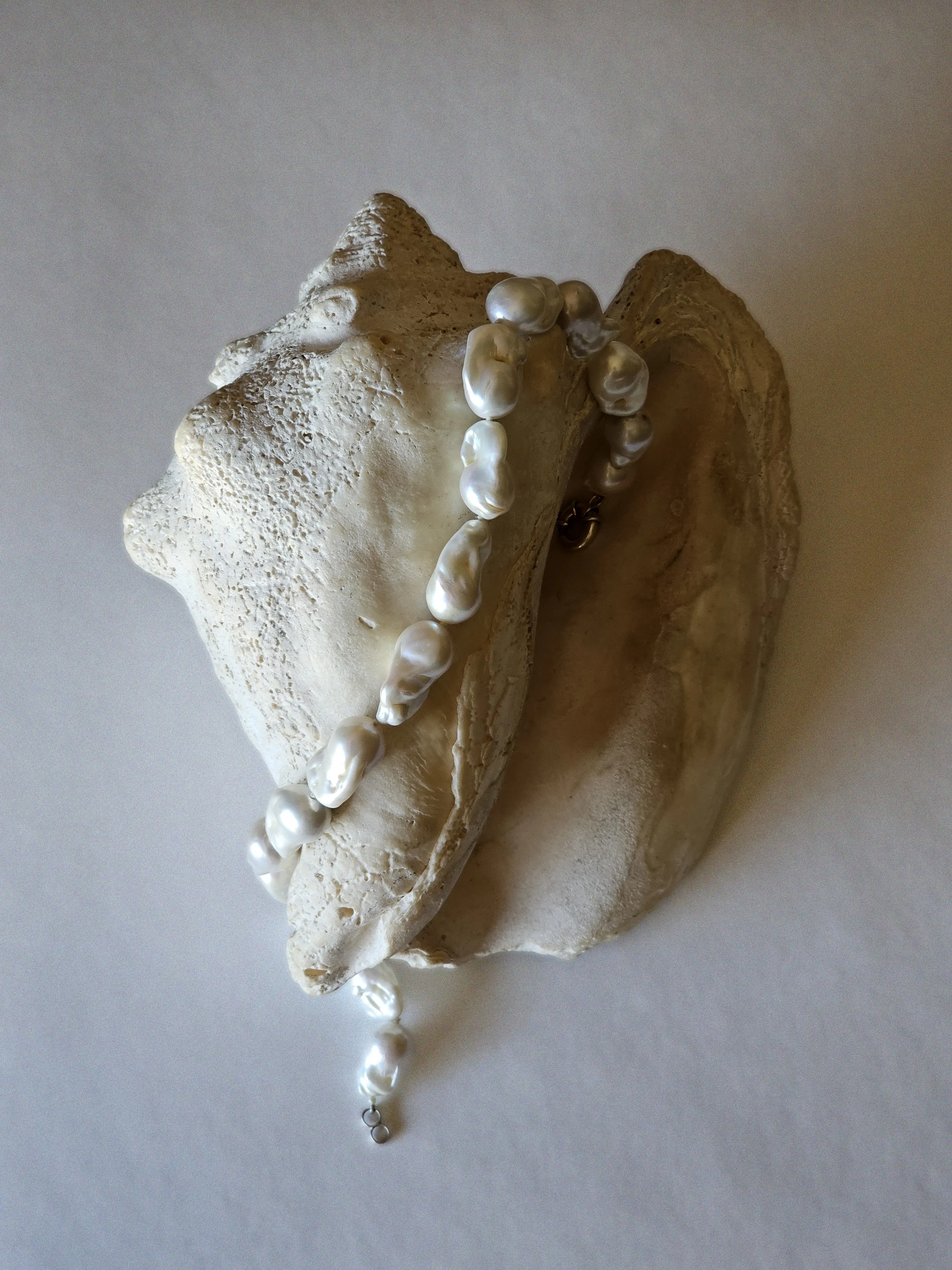 Baroque pearl necklace