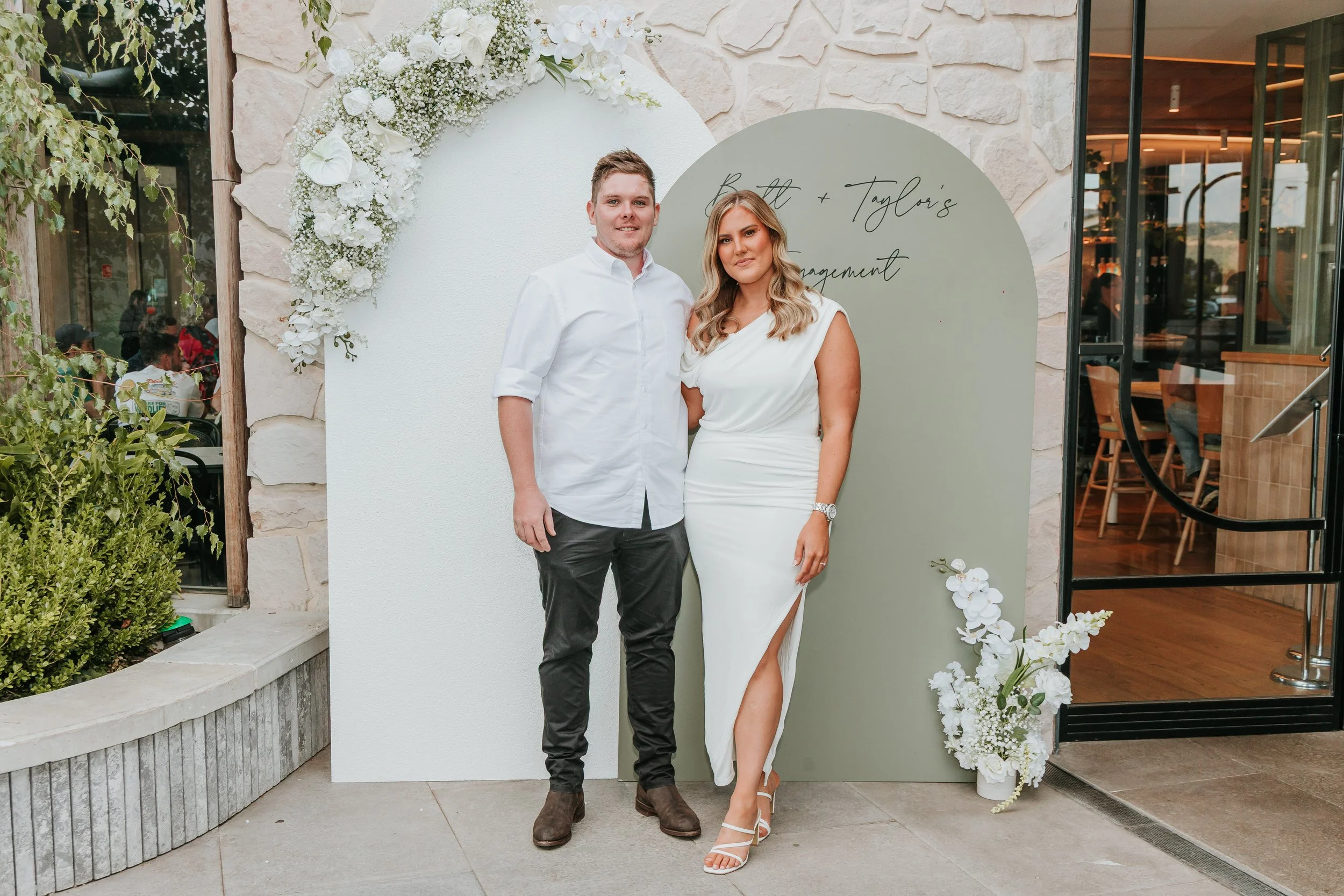 Taylor&Brett'sEngagement-10.jpg