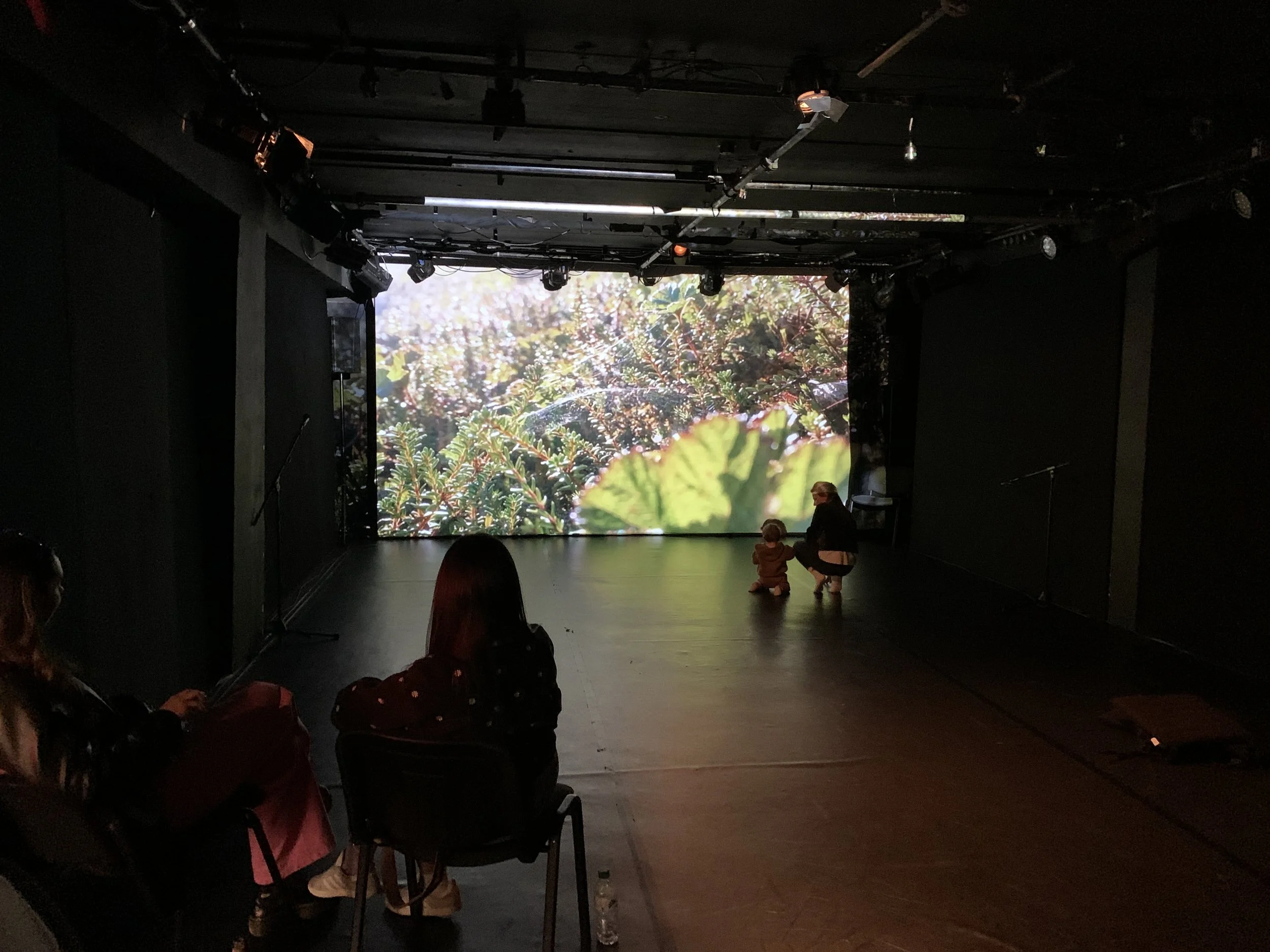 Installaatio Theaterhaus Mittessä