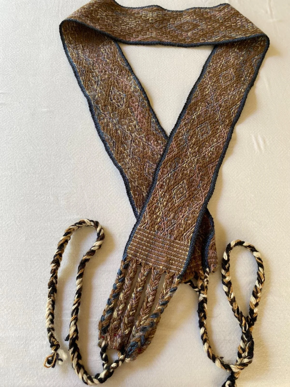 Chumpi - Pachamama (Brown)