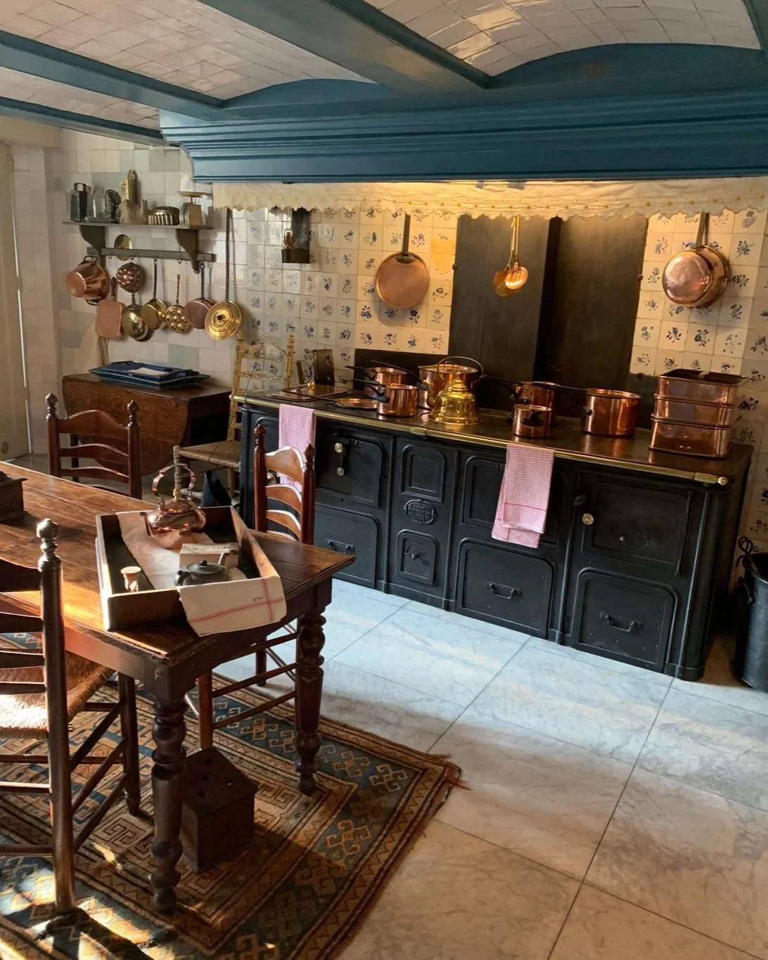 &ldquo;A memory popped up from Amsterdam - the atmosphere in the kitchen of the beautiful Museum Van Loon stopped me in my tracks. Cosy below stairs vibes. 

2026 is an invitation to notice intention and feeling in the spaces we live in.&rdquo; #TheD